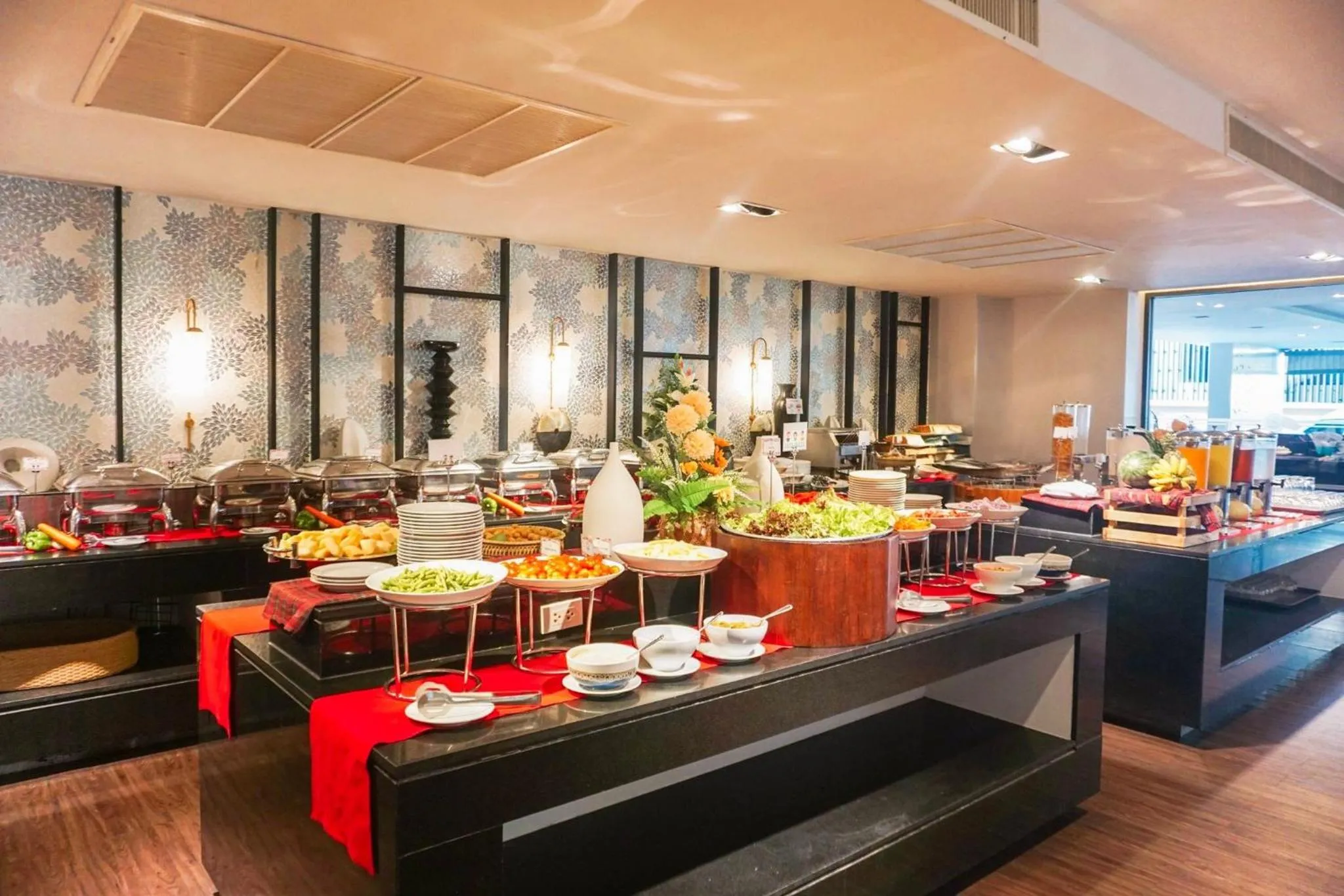 Restaurant/places to eat in The Charm Resort Phuket