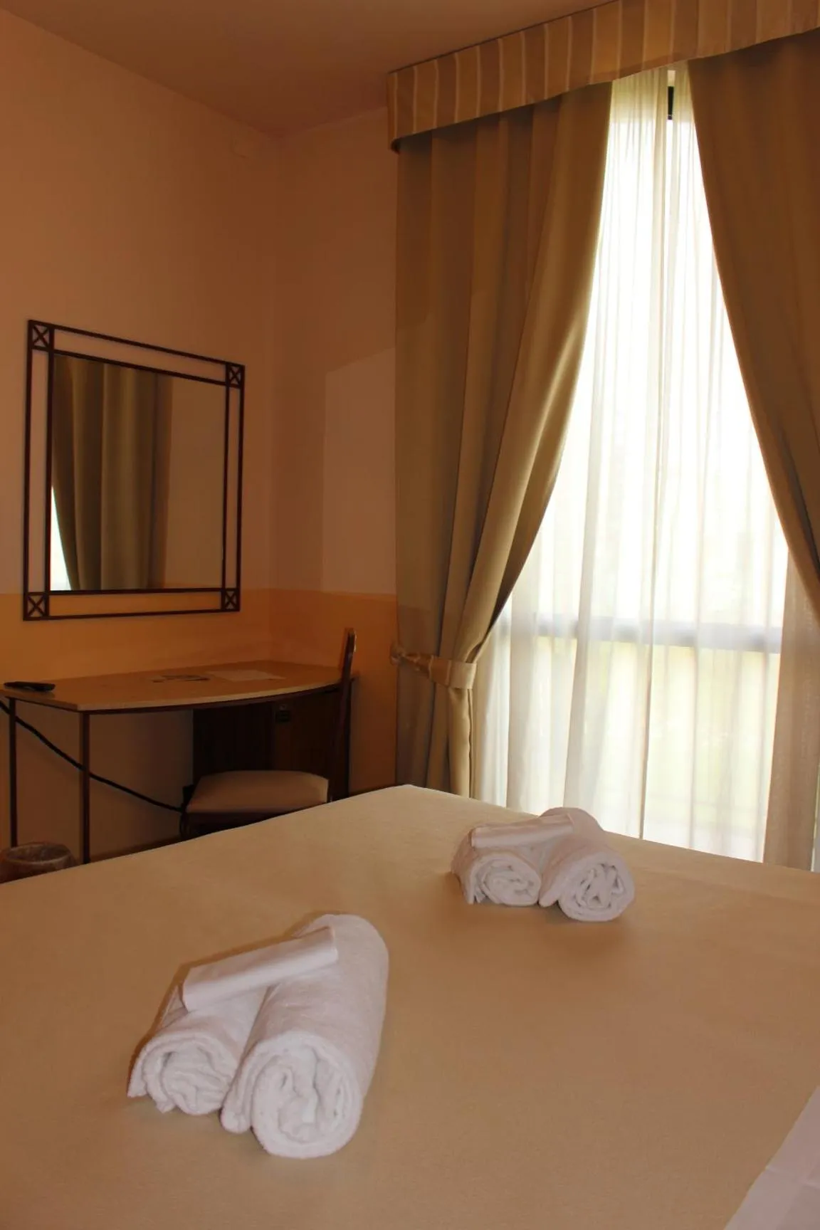 Bed in Hotel Semifonte