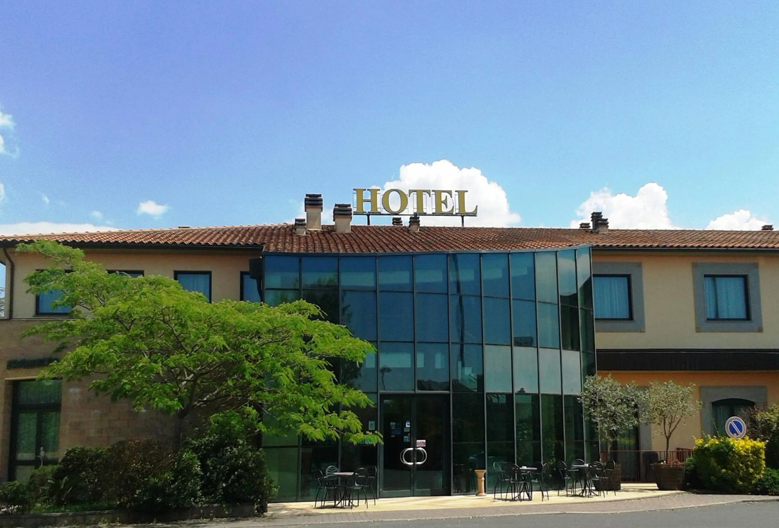 Property building in Hotel Semifonte