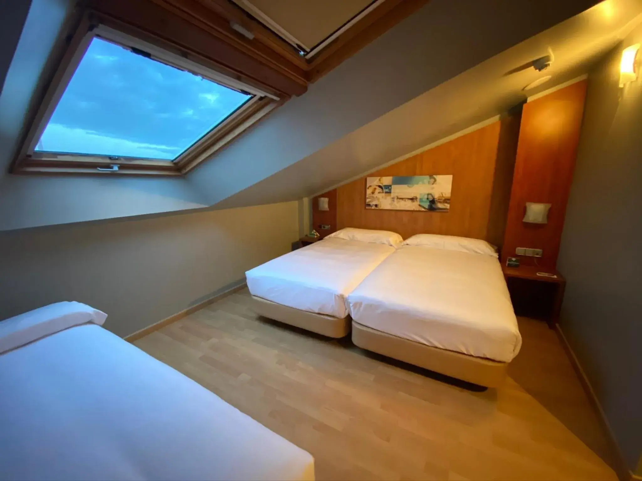 Photo of the whole room, Bed in Hotel Alda Palacio Valdés Photo of the whole room, Bed in Hotel Alda Palacio Valdés