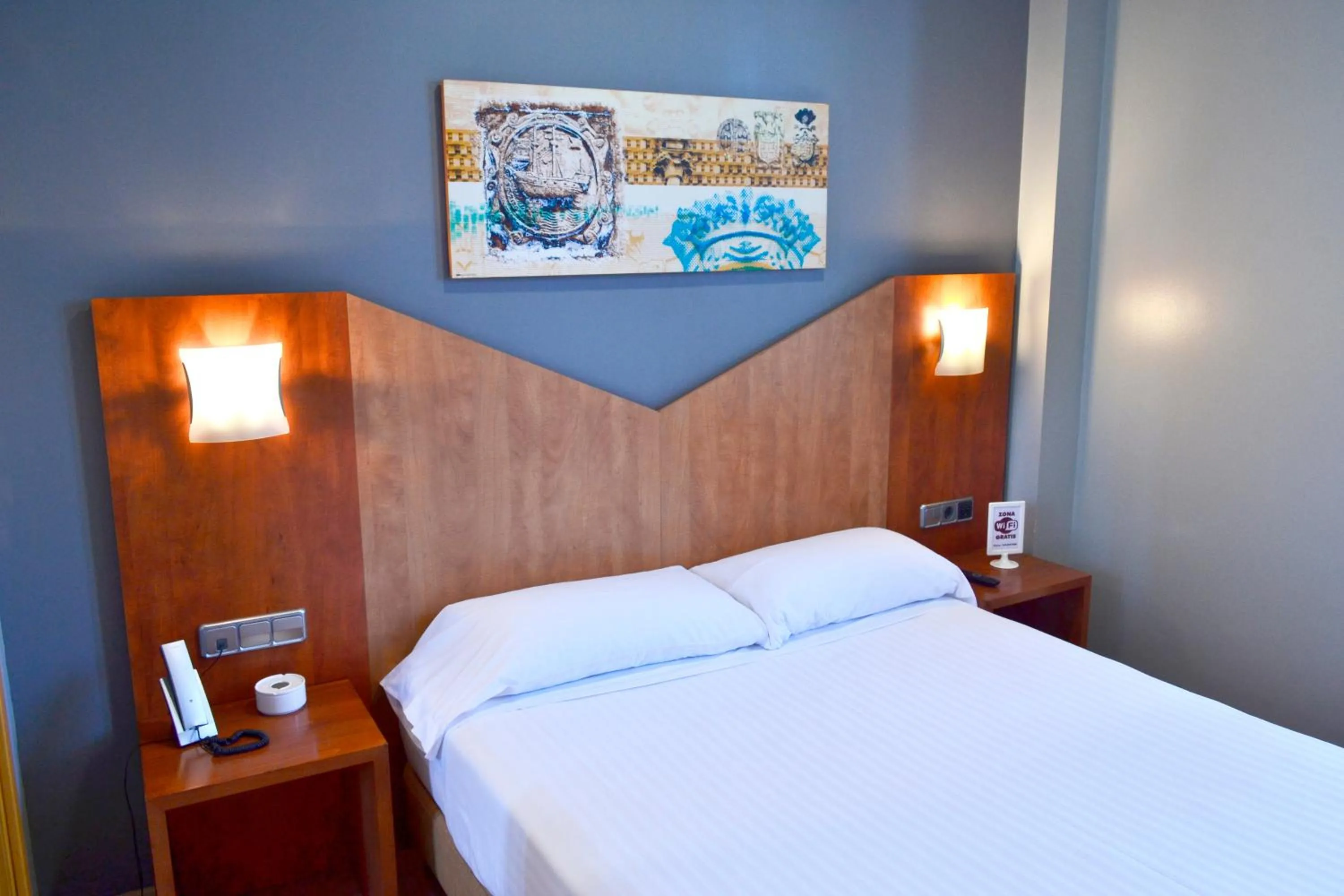 Bed in Hotel Alda Palacio Valdés