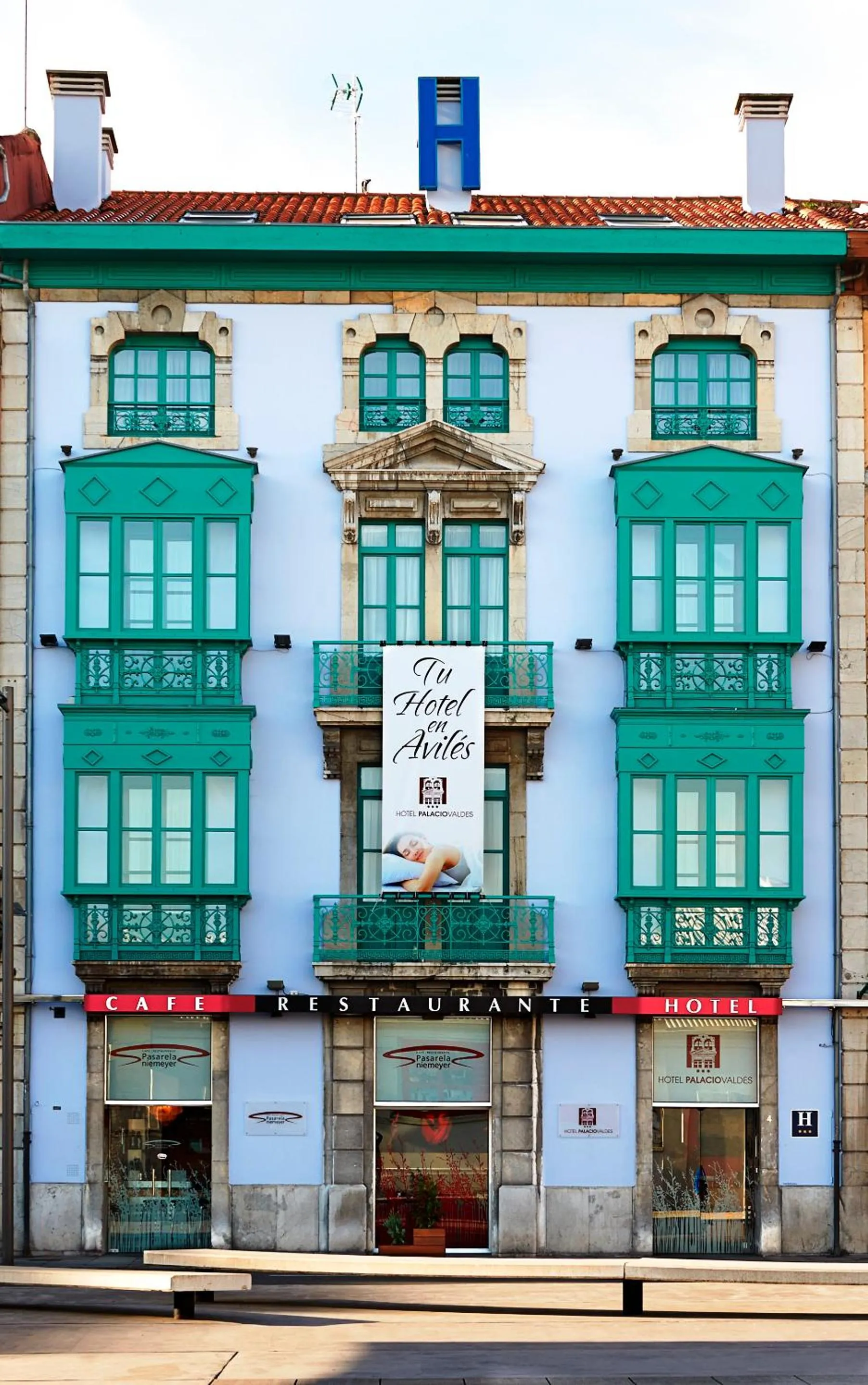 Property building in Hotel Alda Palacio Valdés