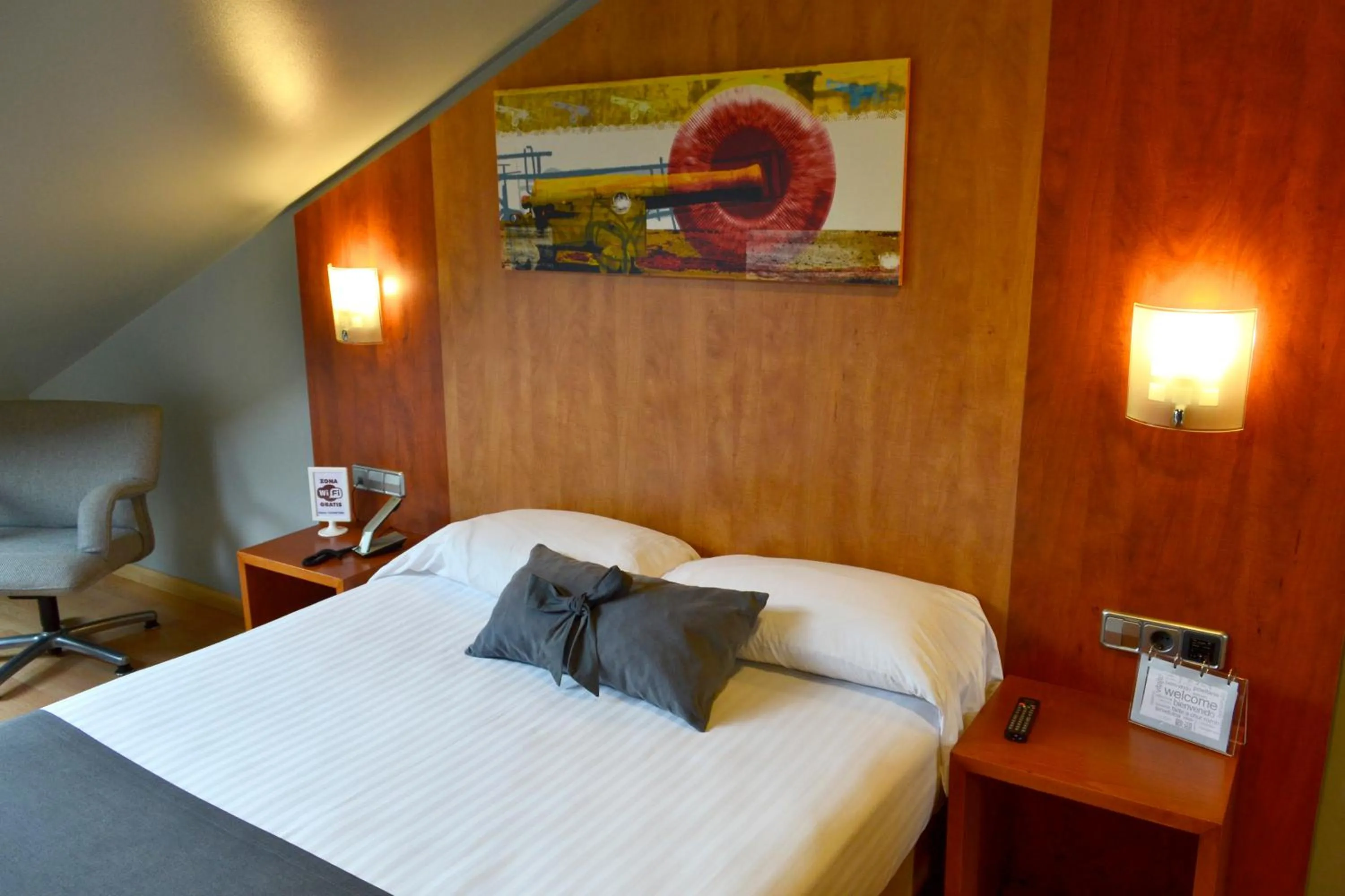 Bed in Hotel Alda Palacio Valdés