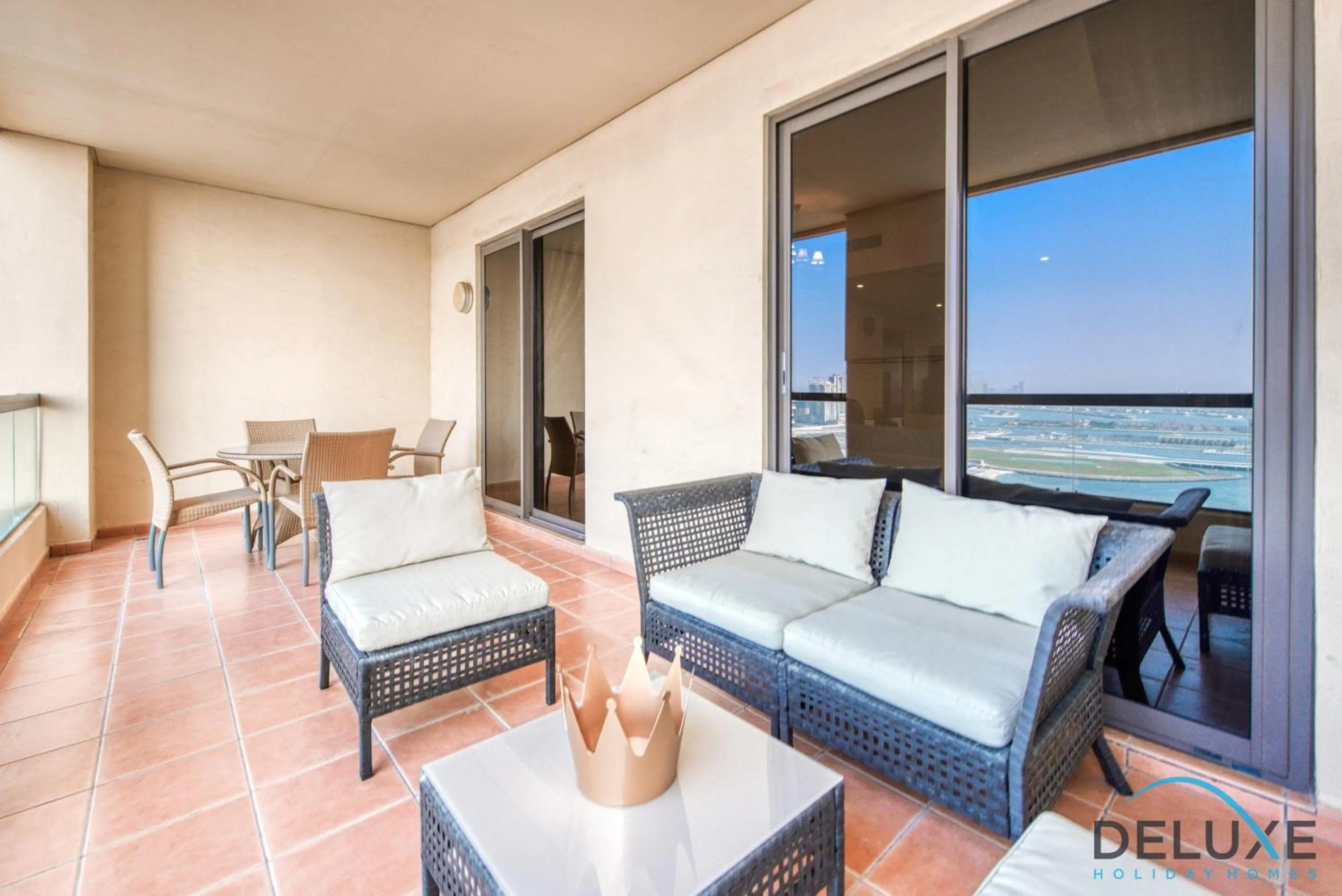 Balcony/Terrace in High-floor 1BR Unit Close to Beach with Sea Views, Sadaf 6, Jumeirah Beach Residence by Deluxe Holiday Homes