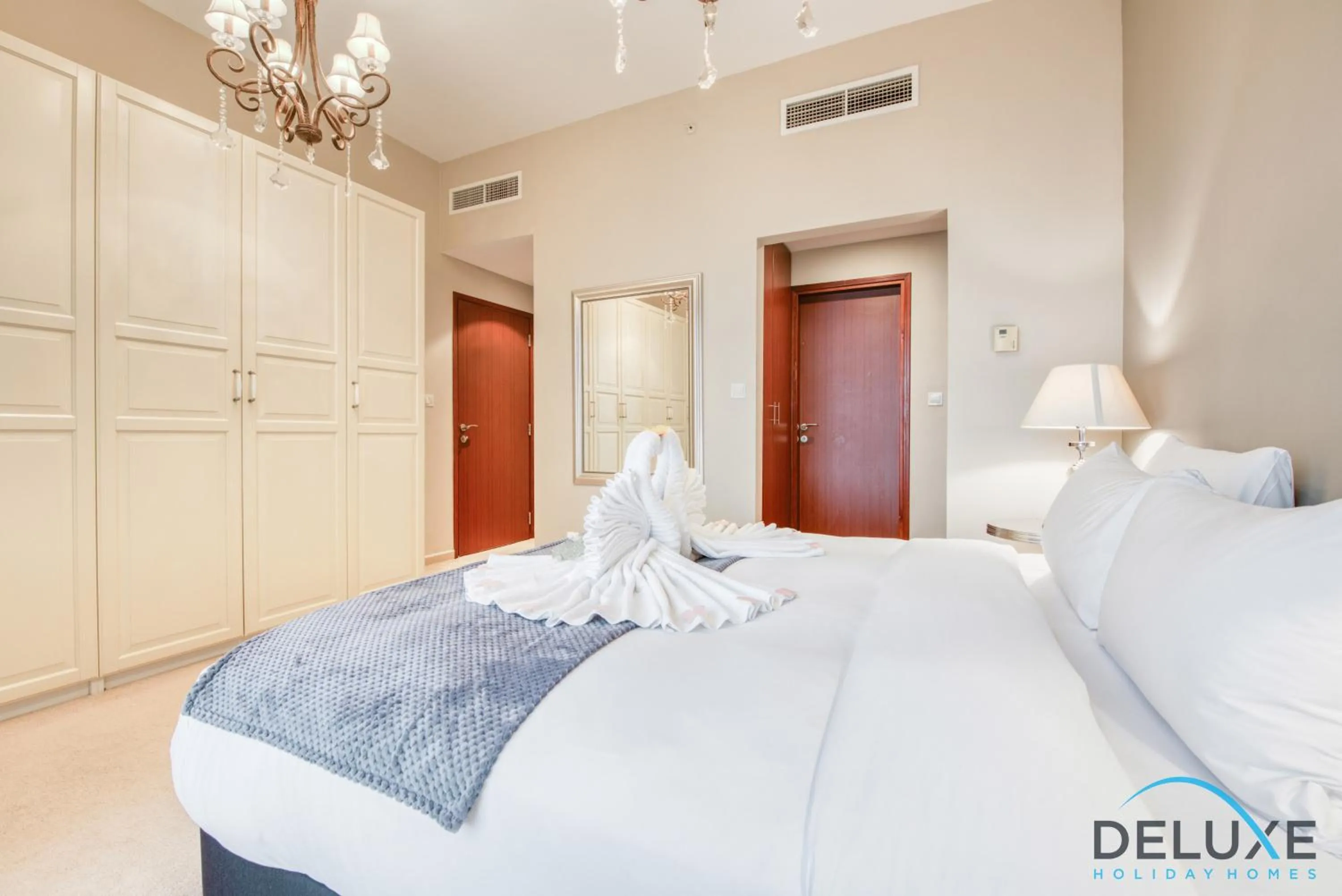Bed in High-floor 1BR Unit Close to Beach with Sea Views, Sadaf 6, Jumeirah Beach Residence by Deluxe Holiday Homes