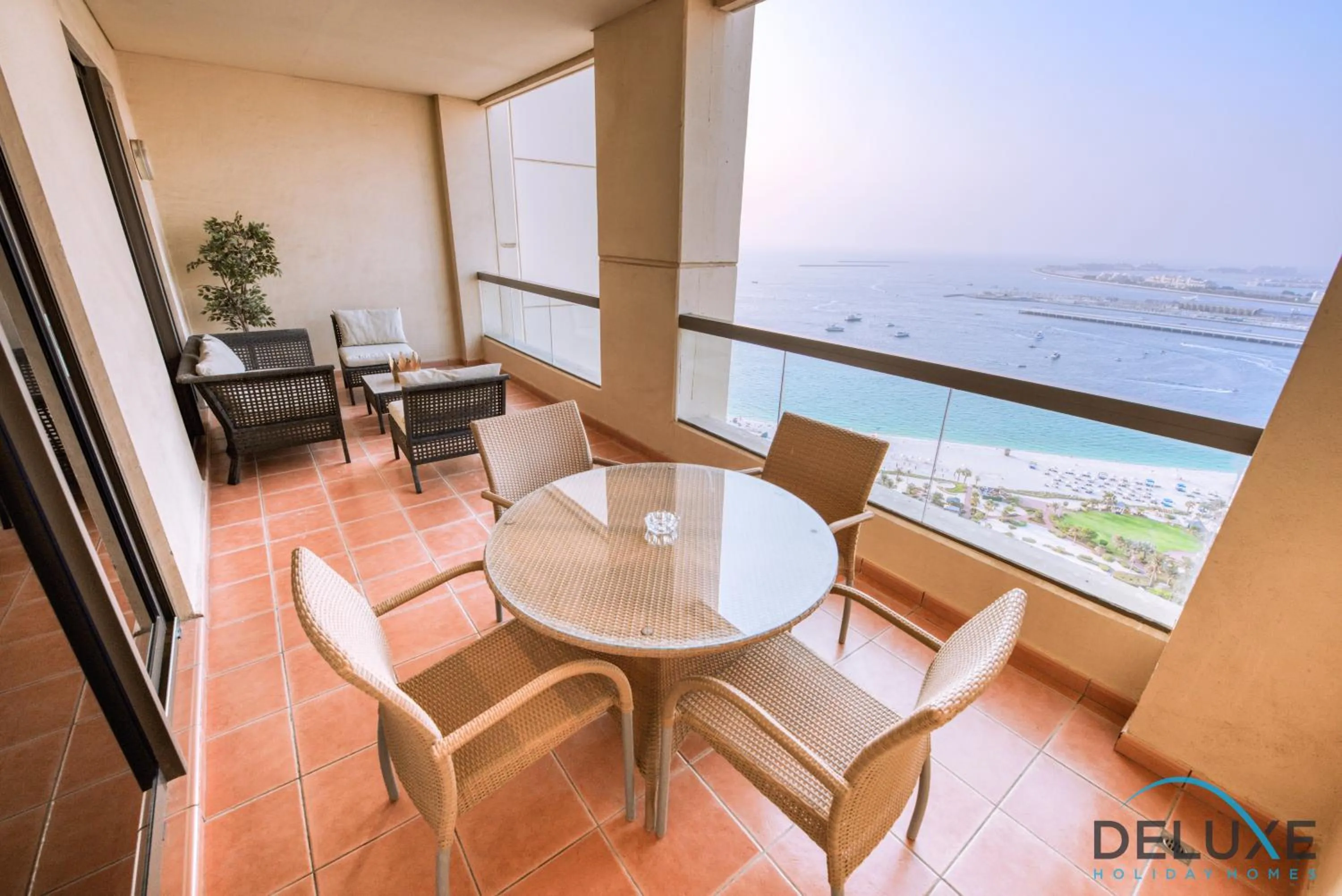 Balcony/Terrace in High-floor 1BR Unit Close to Beach with Sea Views, Sadaf 6, Jumeirah Beach Residence by Deluxe Holiday Homes