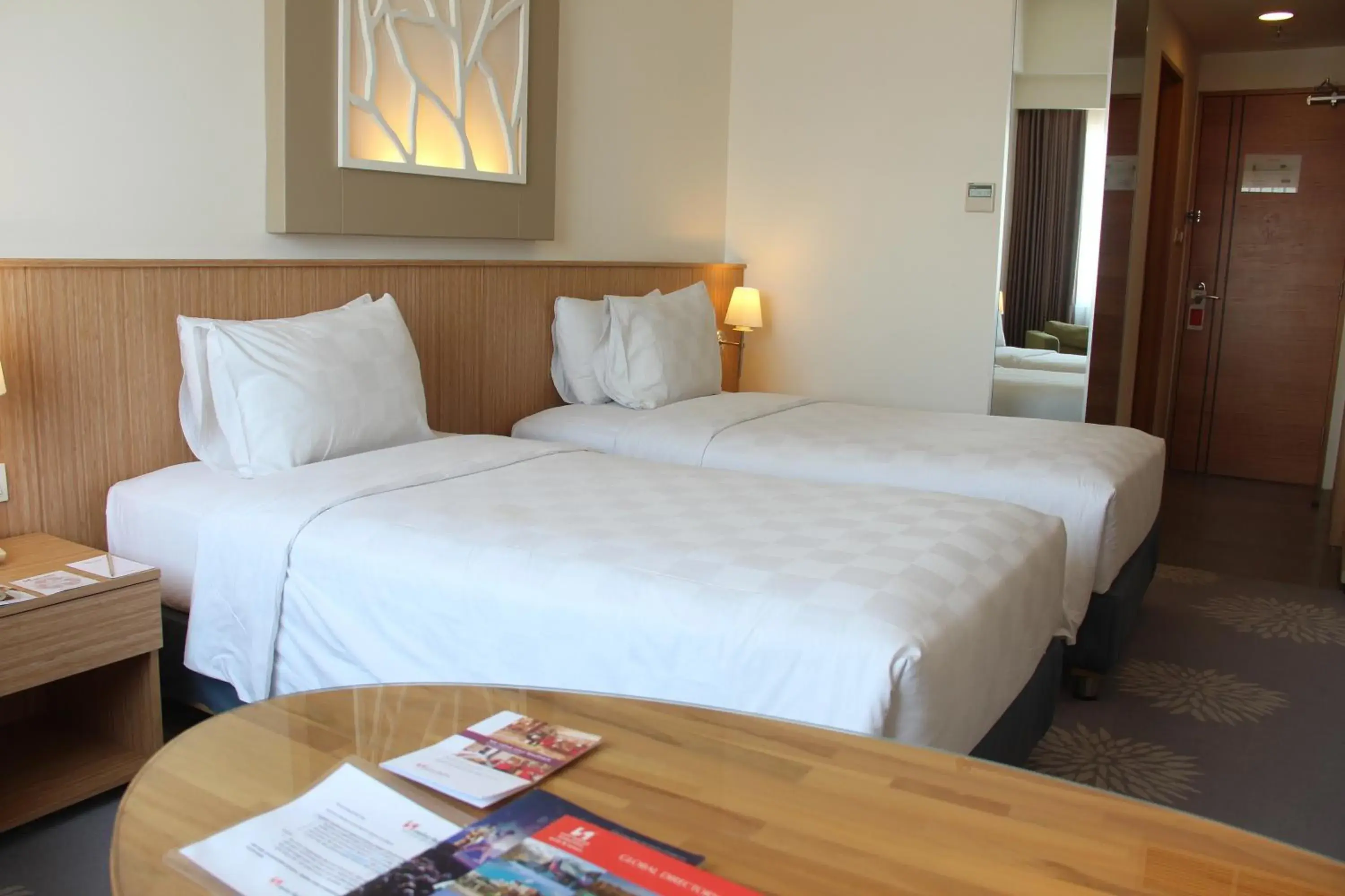 Bed in Swiss-Belinn Manyar Bed in Swiss-Belinn Manyar