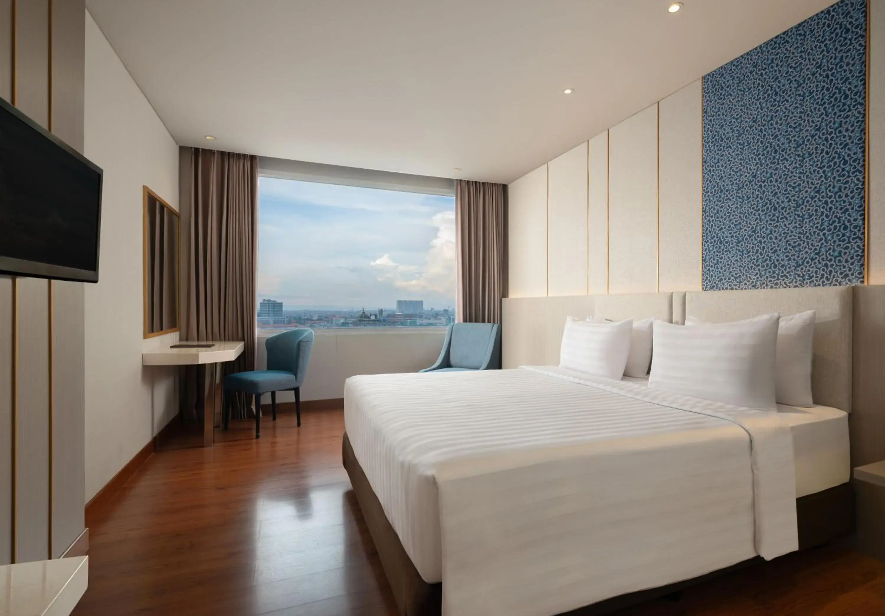 King Room in Hotel Santika Premiere Gubeng Surabaya King Room in Hotel Santika Premiere Gubeng Surabaya