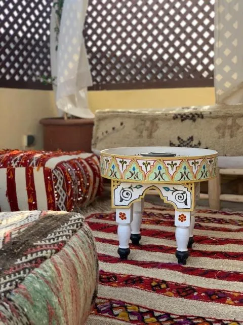 Patio, Bed in Riad Dar Talah