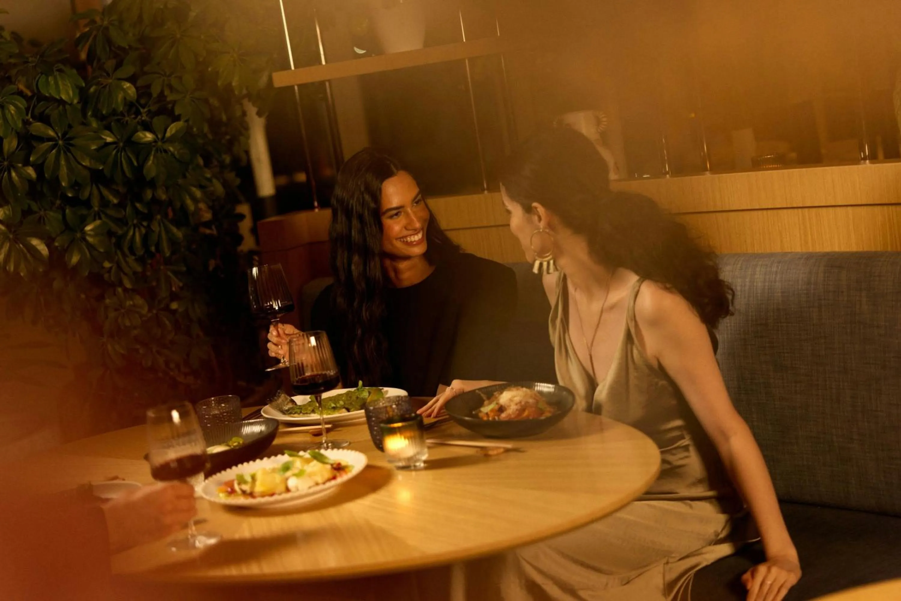 Restaurant/places to eat in W Dubai - Mina Seyahi