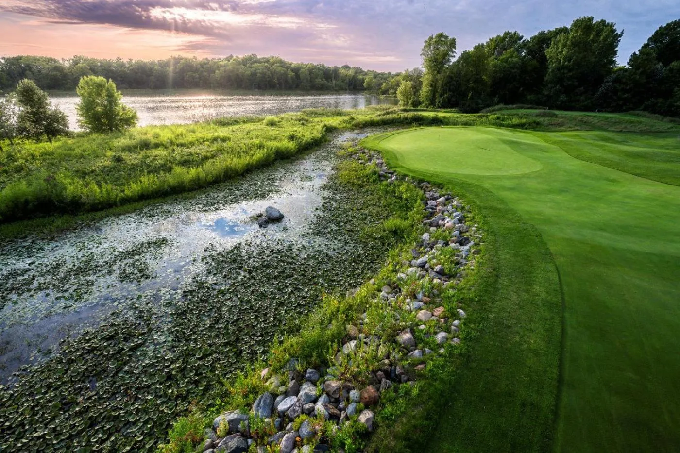 Golfcourse in The Union Club Hotel at Purdue University, Autograph Collection