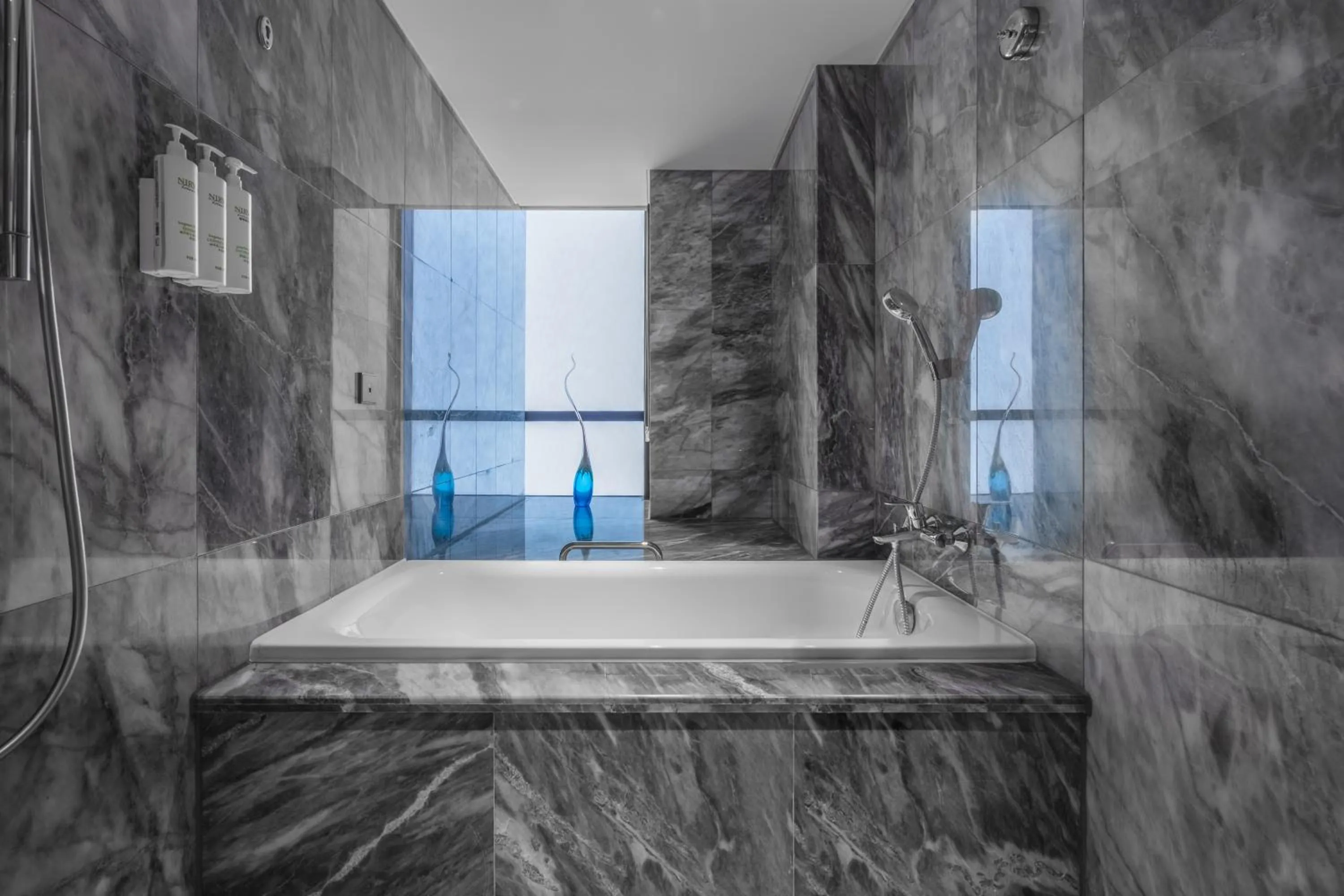 Bathroom in Courtyard by Marriott Nanchang