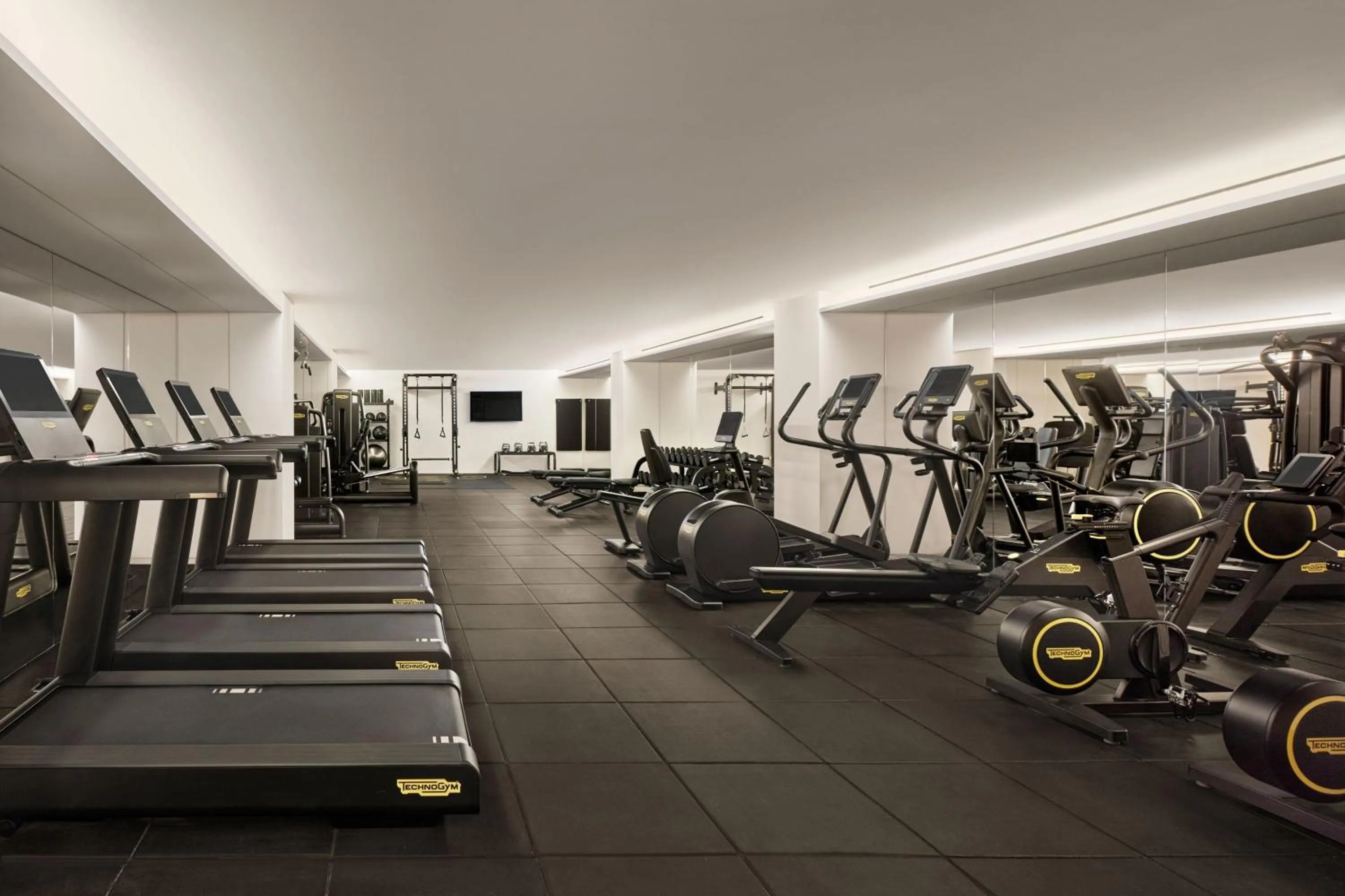 Fitness centre/facilities in The Madrid EDITION