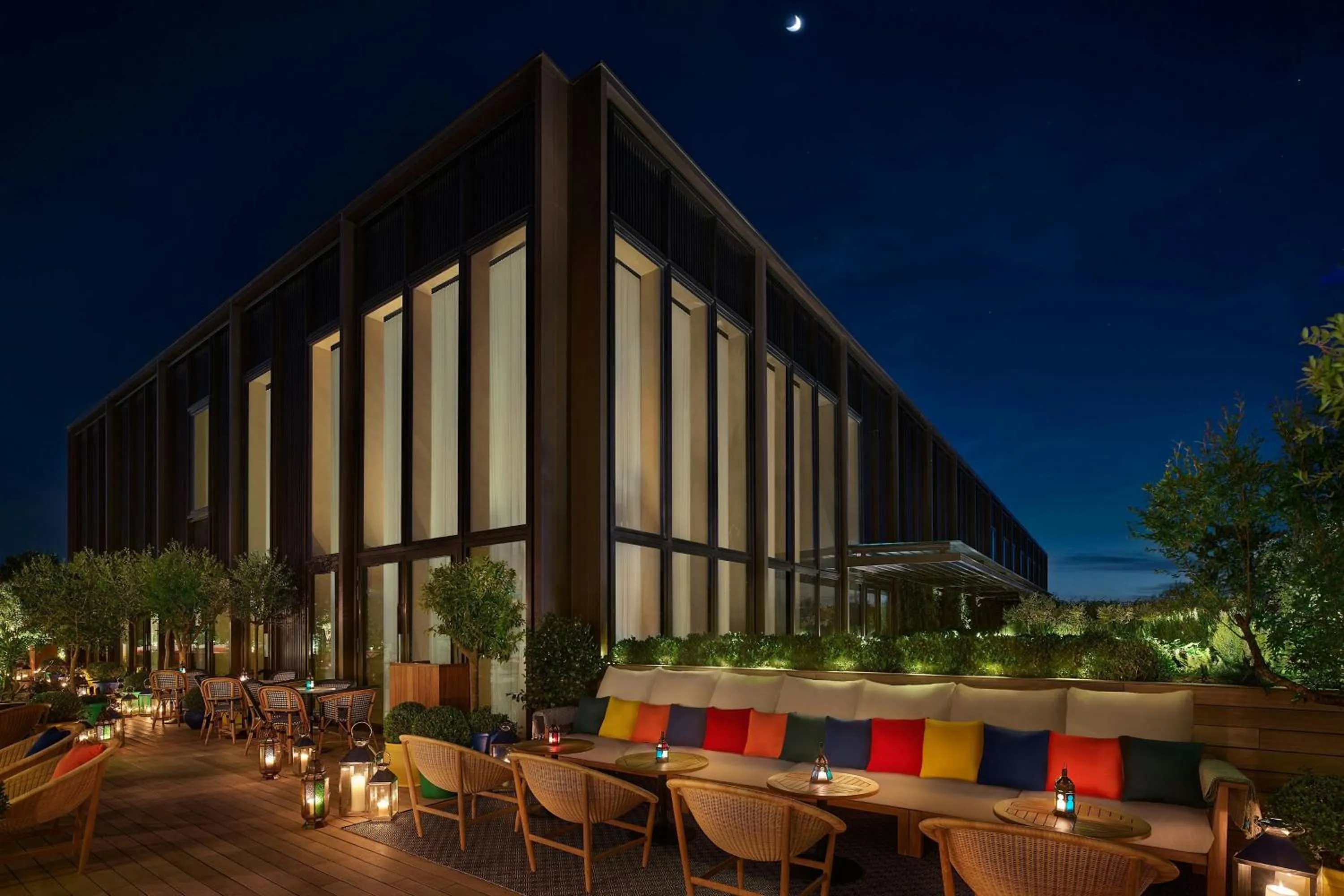 Restaurant/places to eat in The Madrid EDITION