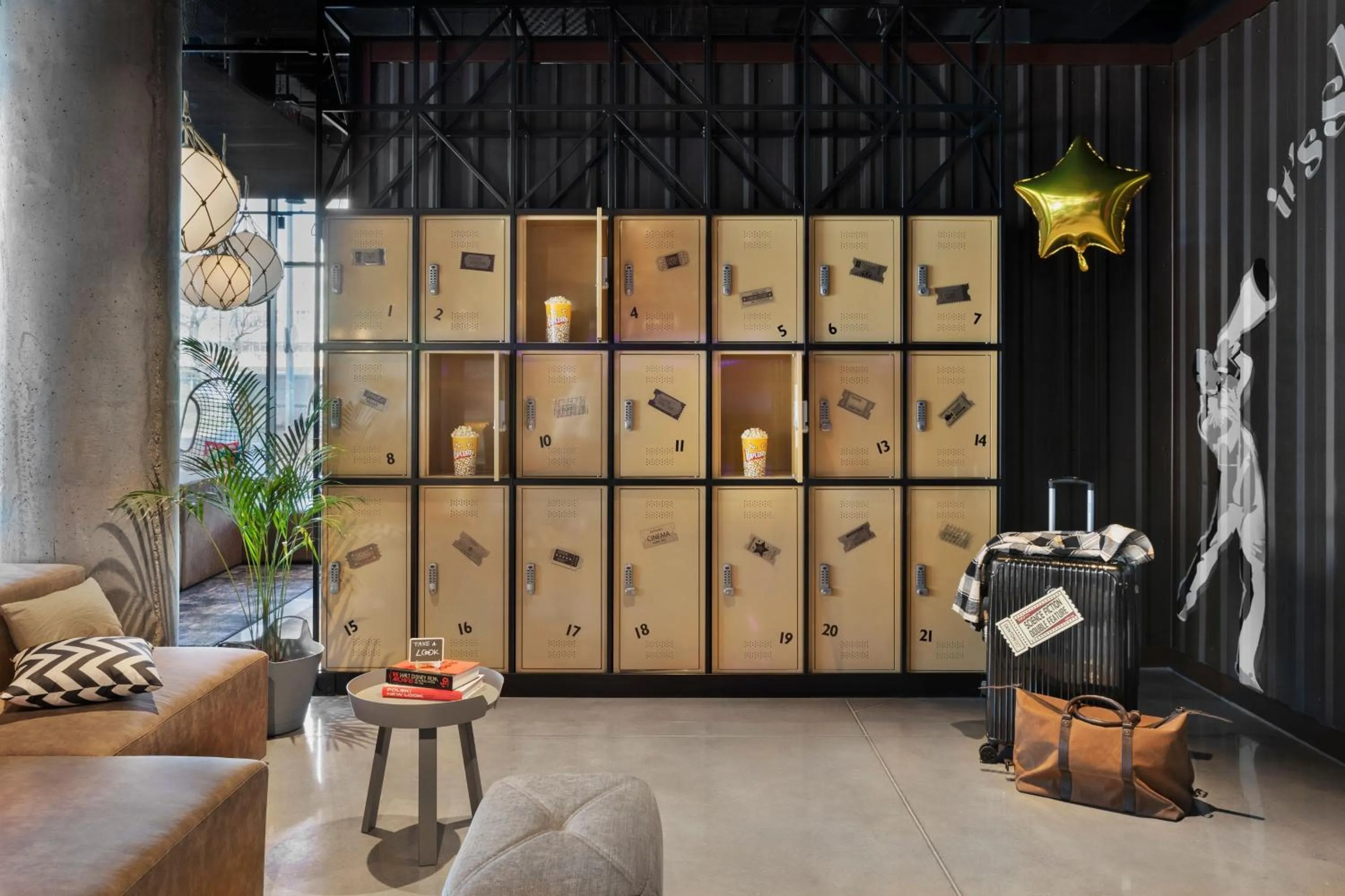 Lobby or reception in Moxy Szczecin City