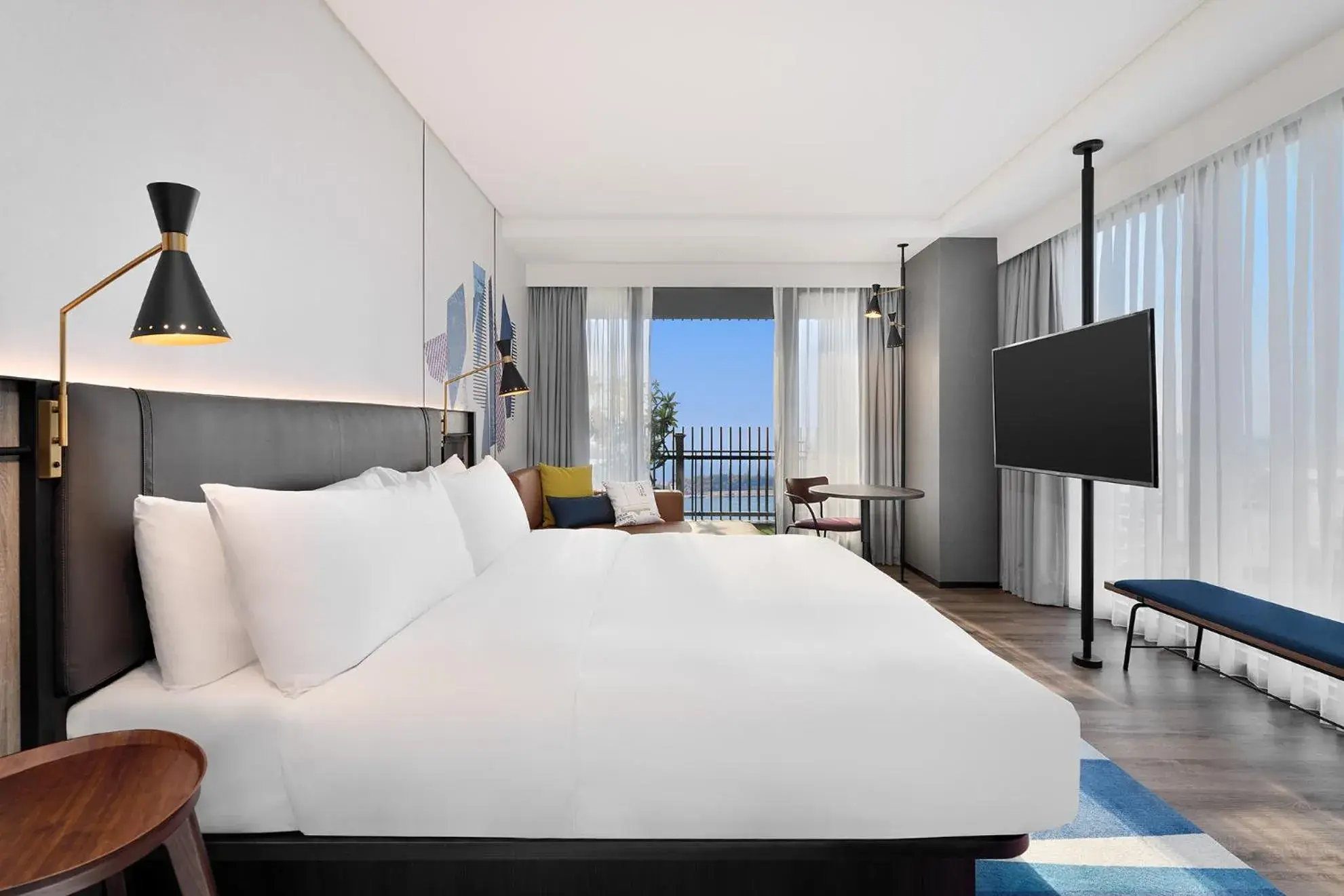 Savvy Corner King Room with Garden View in Aloft Tainan Anping Savvy Corner King Room with Garden View in Aloft Tainan Anping