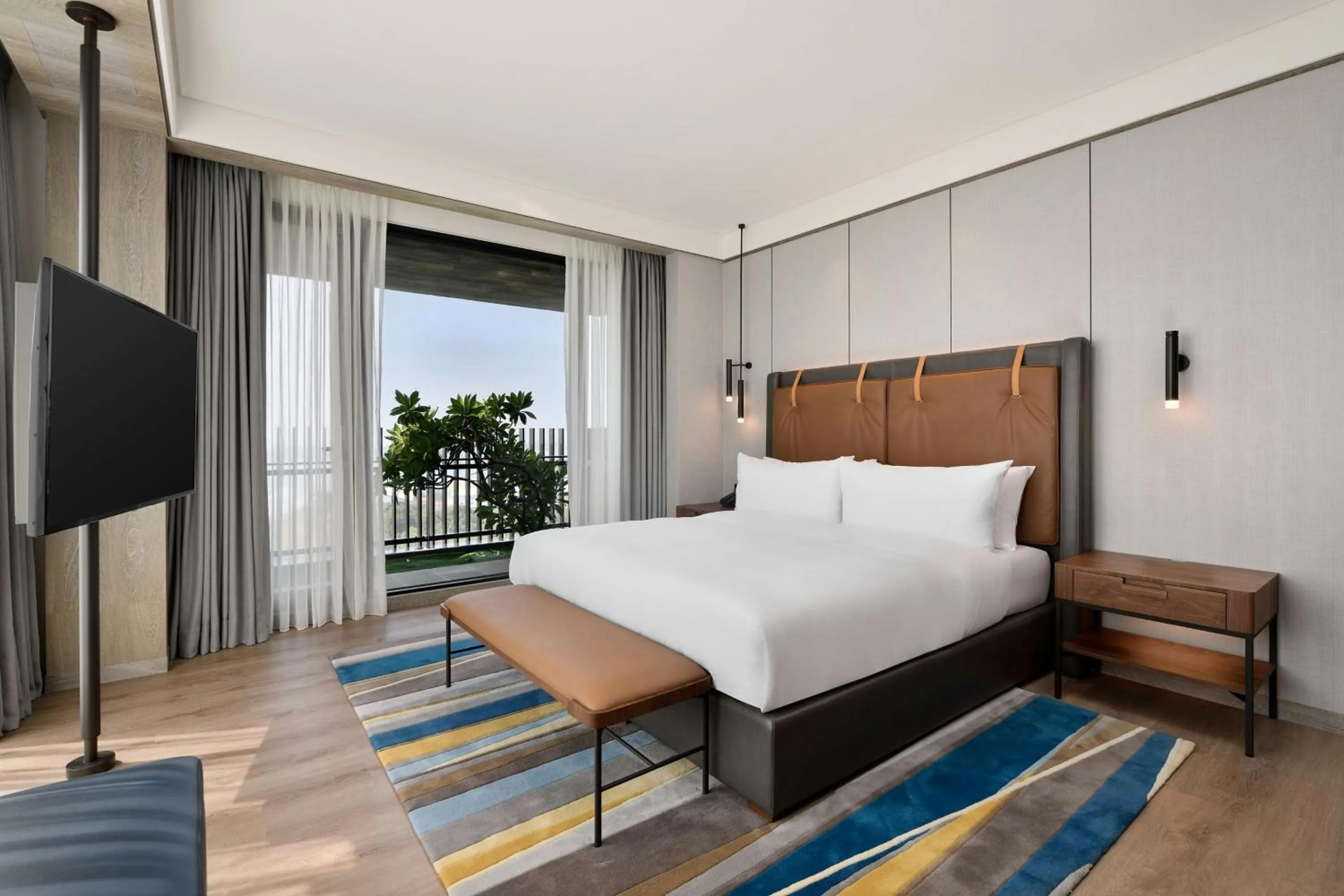 Photo of the whole room, Bed in Aloft Tainan Anping