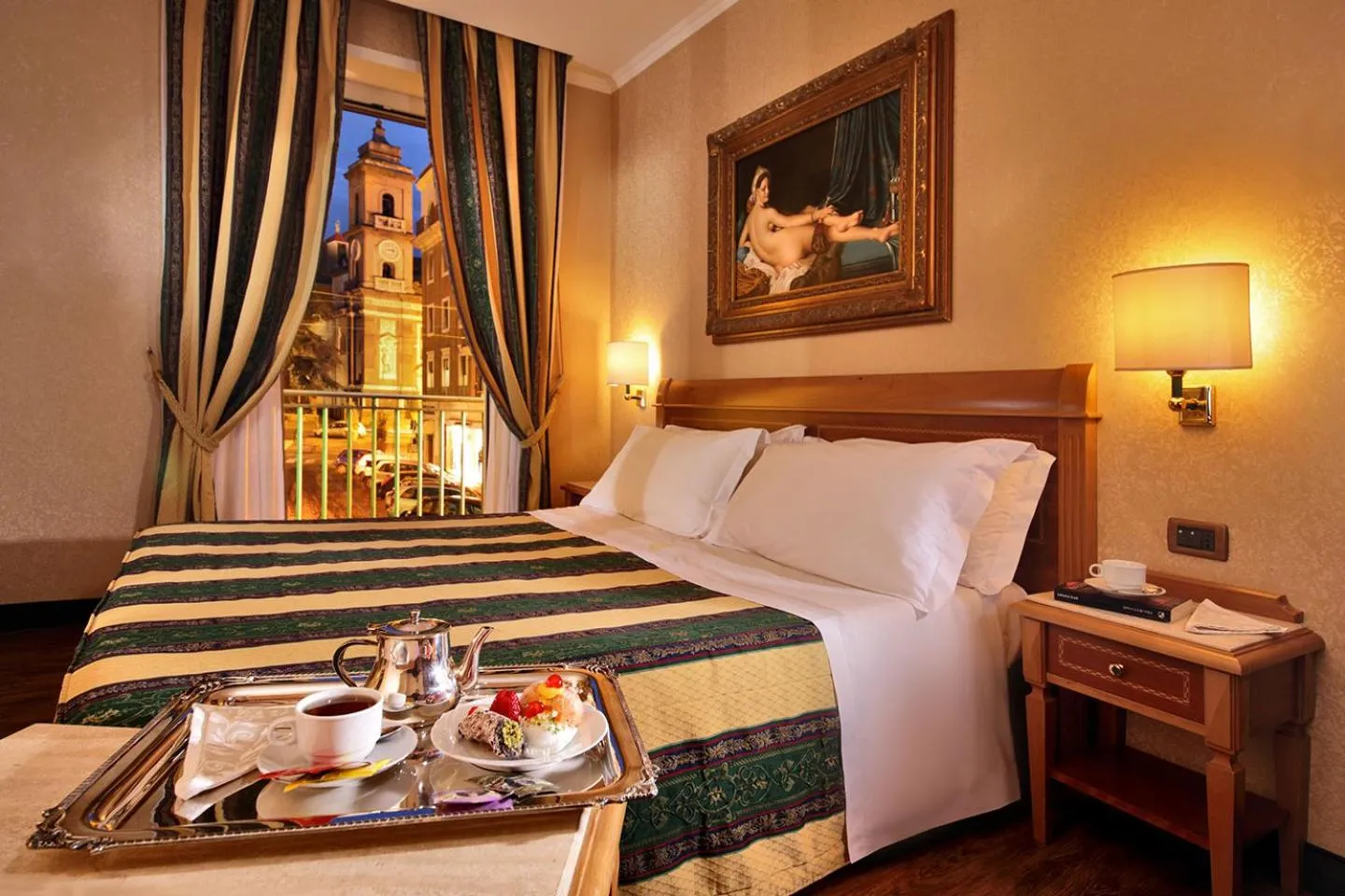 Bed in Colonna Hotel