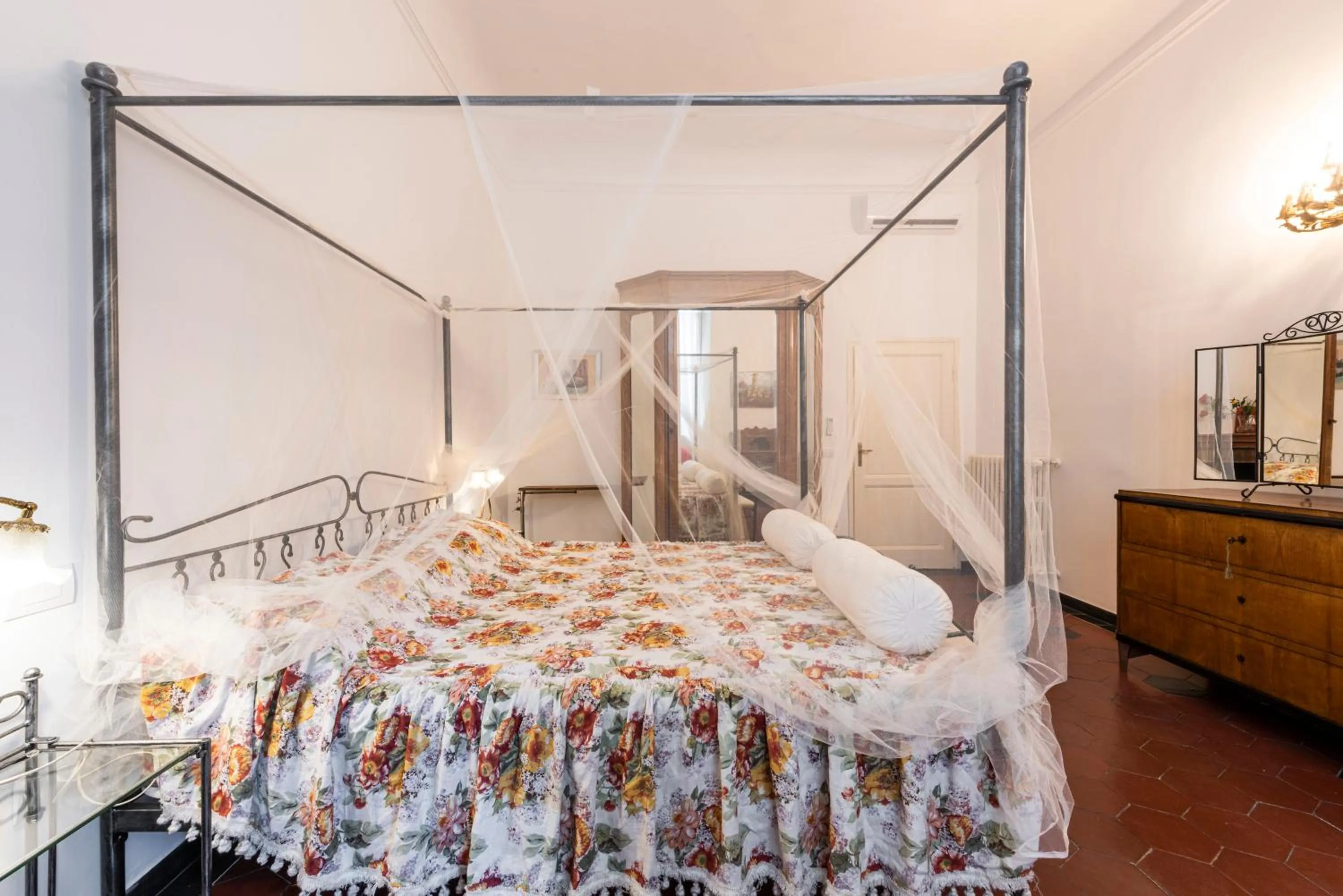 Bed in Marimat by Mmega