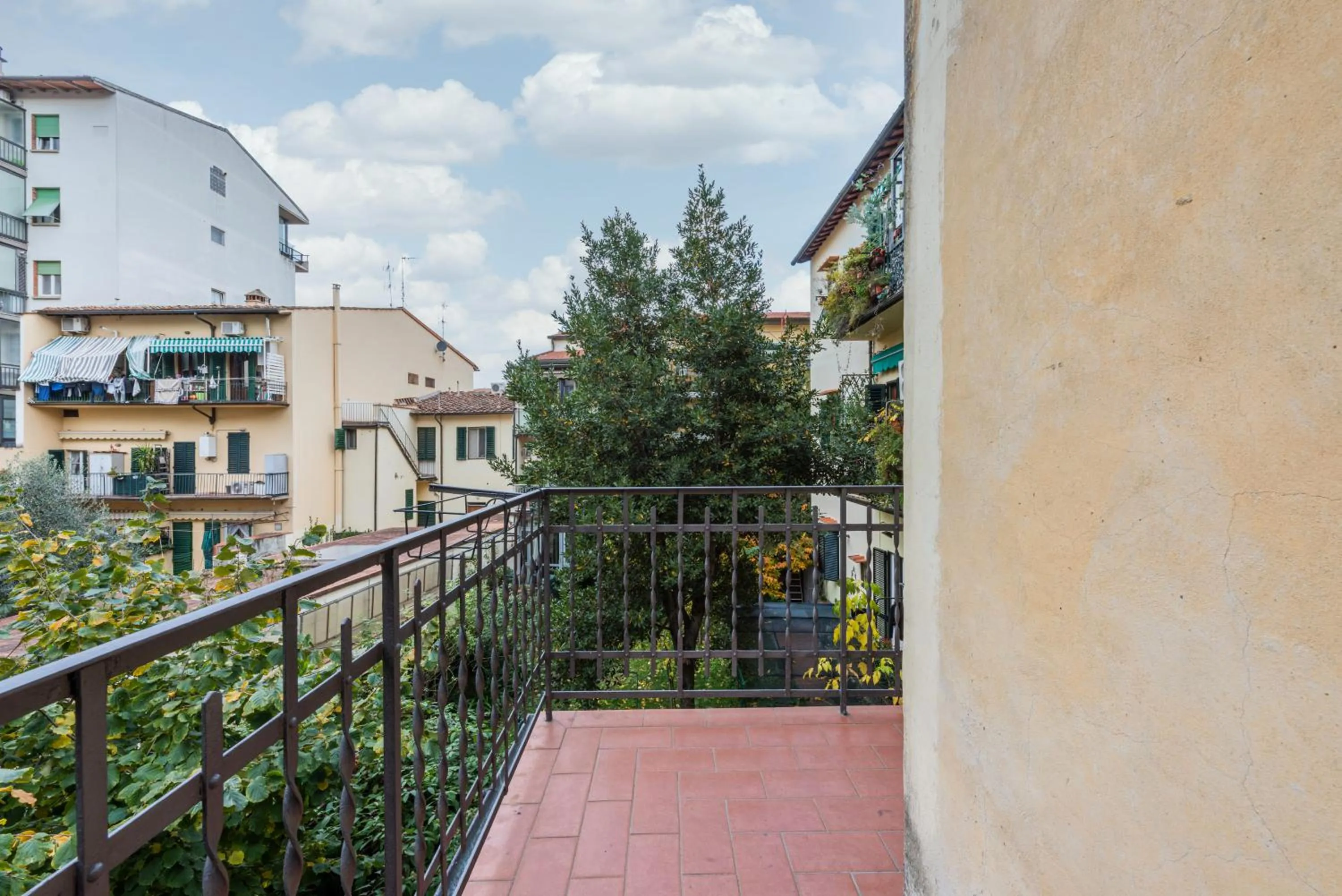 Balcony/Terrace in Marimat by Mmega