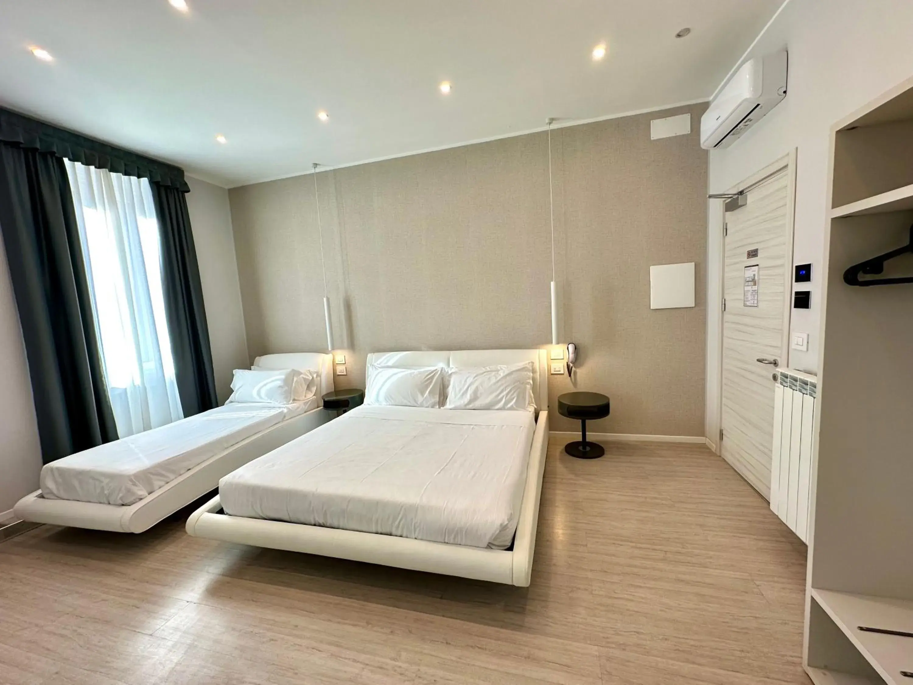 Bed in Cadorna Luxury Hotel Bed in Cadorna Luxury Hotel