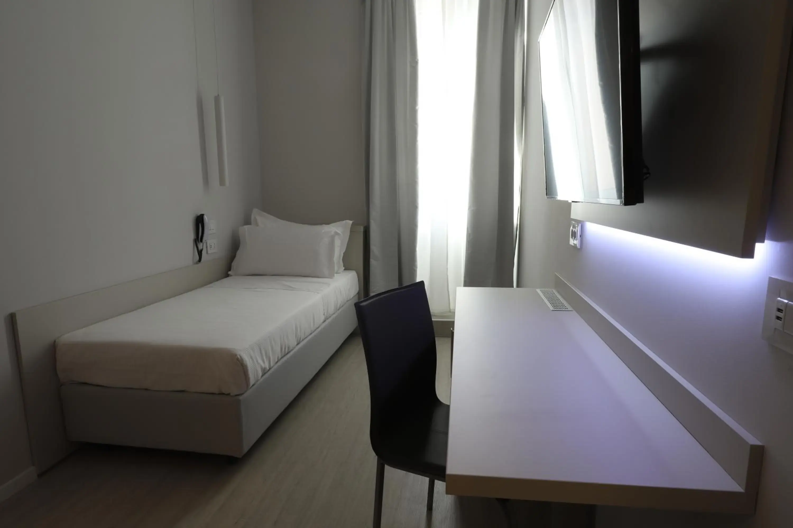 Photo of the whole room, Bed in Cadorna Luxury Hotel Photo of the whole room, Bed in Cadorna Luxury Hotel