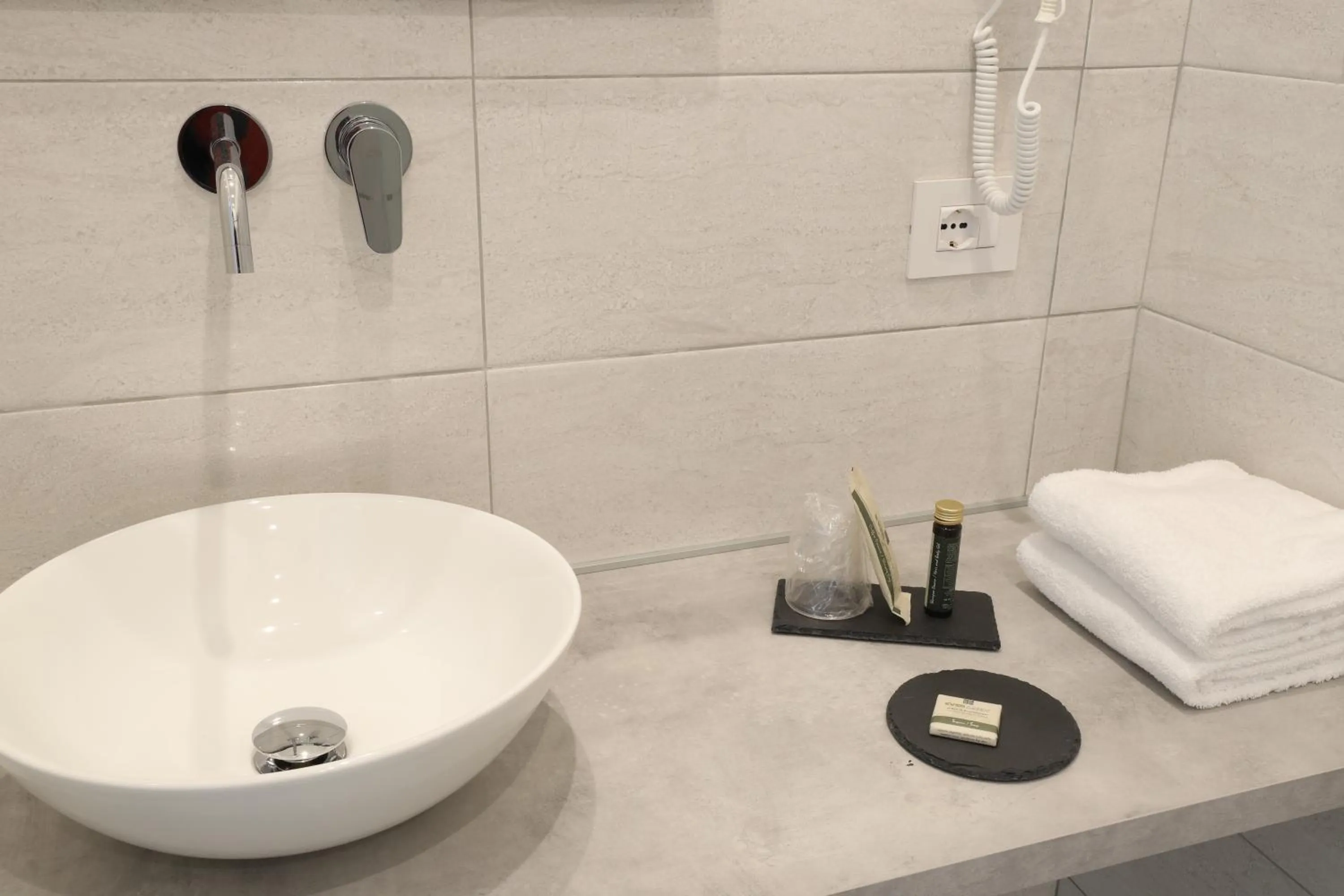 Bathroom in Cadorna Luxury Hotel