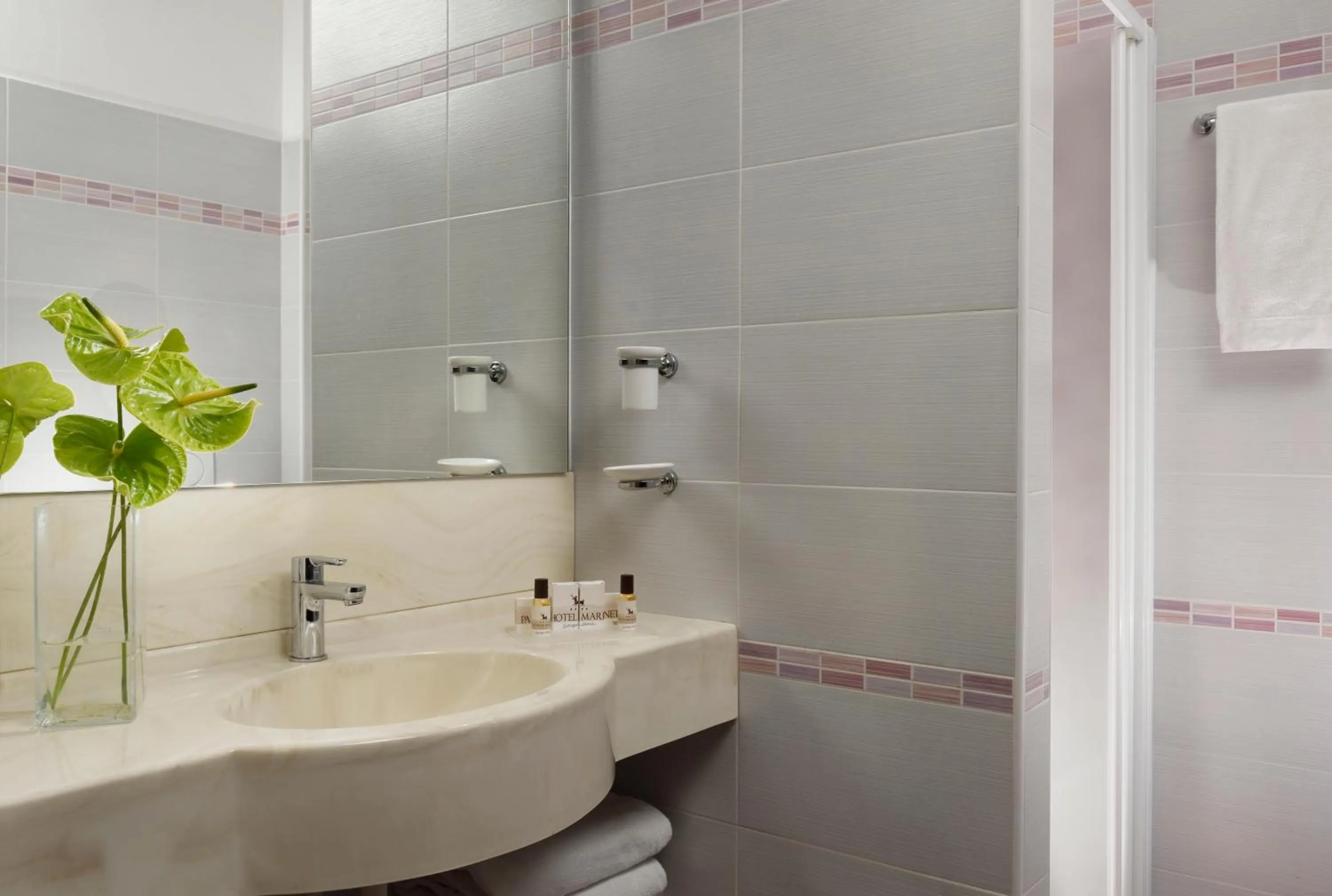 Bathroom in Park Hotel Marinetta - Beach & Spa