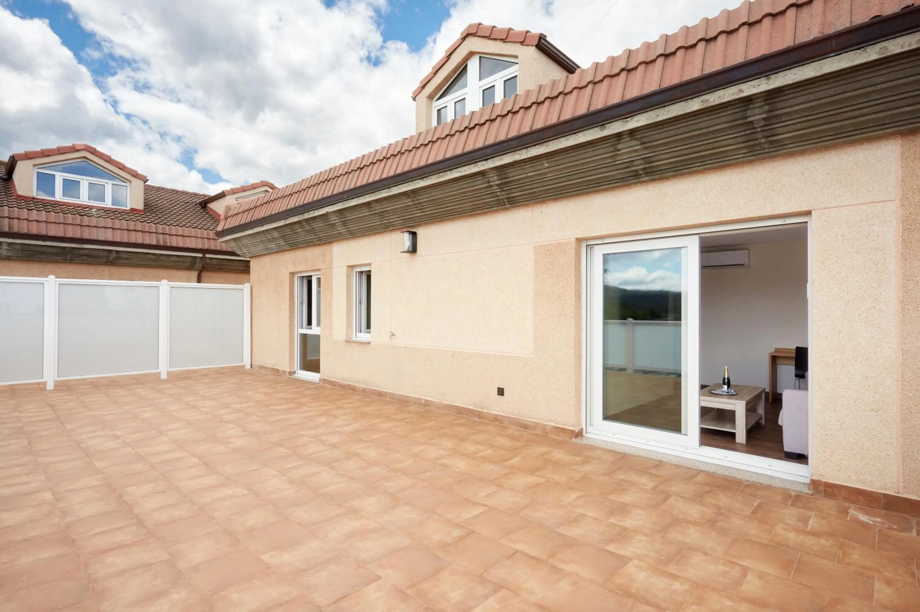 Hotel Arias Aeropuerto