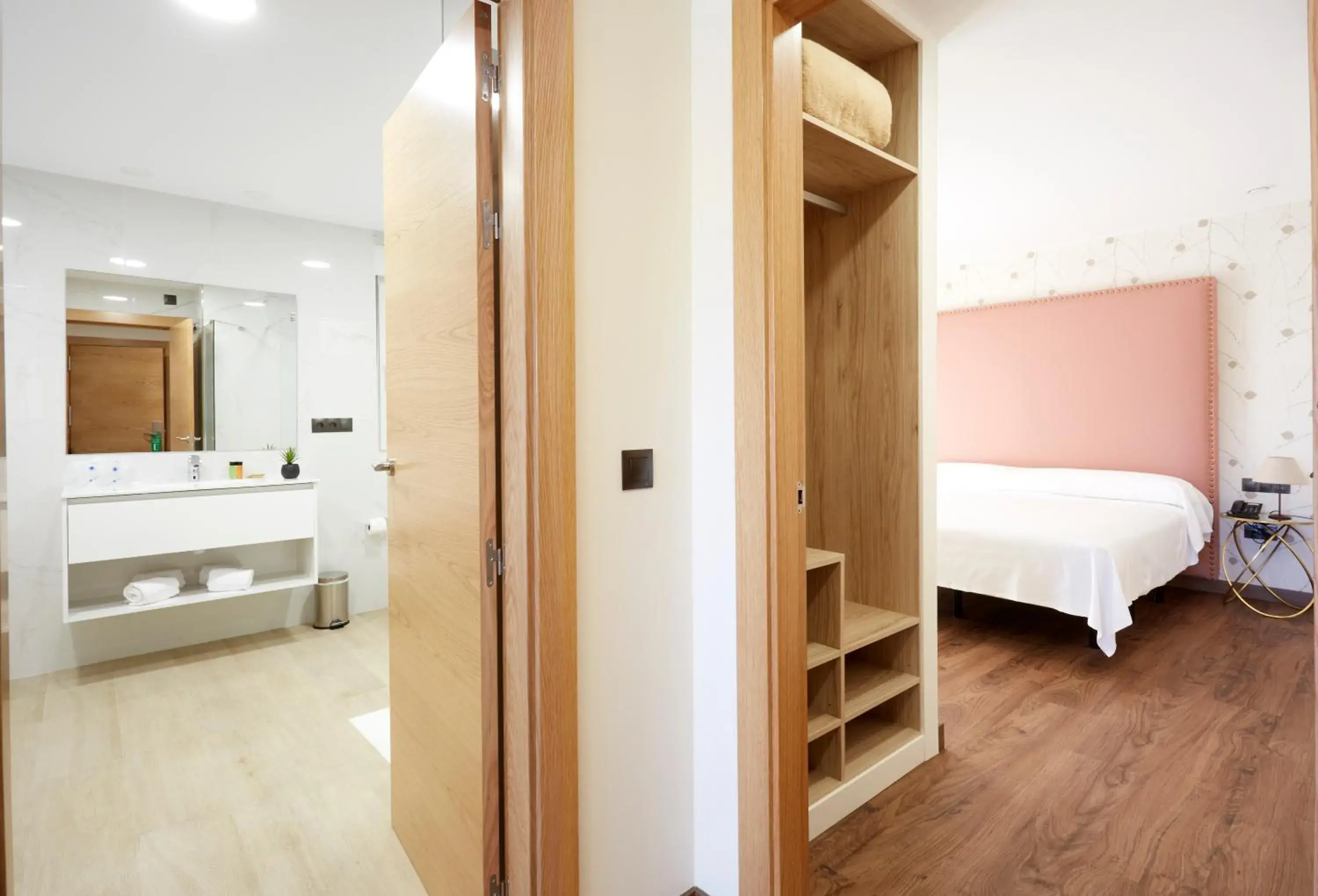 Bed in Hotel Arias Aeropuerto Bed in Hotel Arias Aeropuerto