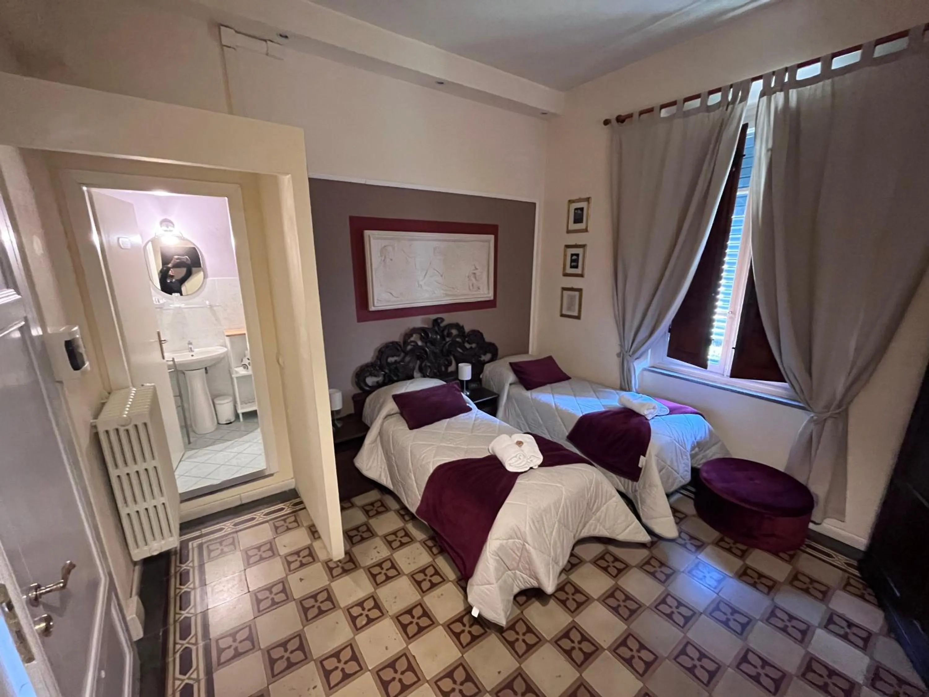 Bed in Villa San Donato B&B