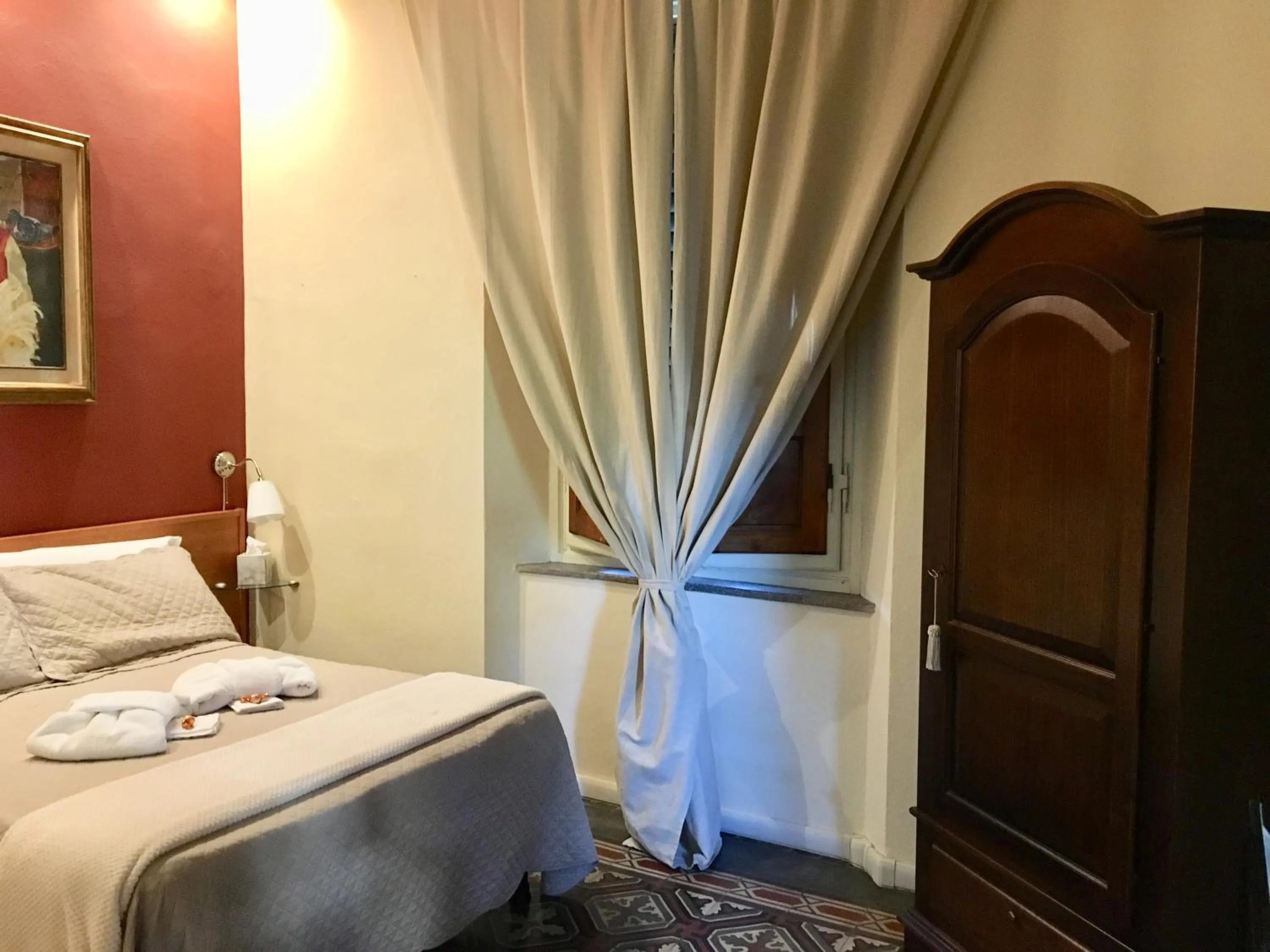 Spring, Bed in Villa San Donato B&B