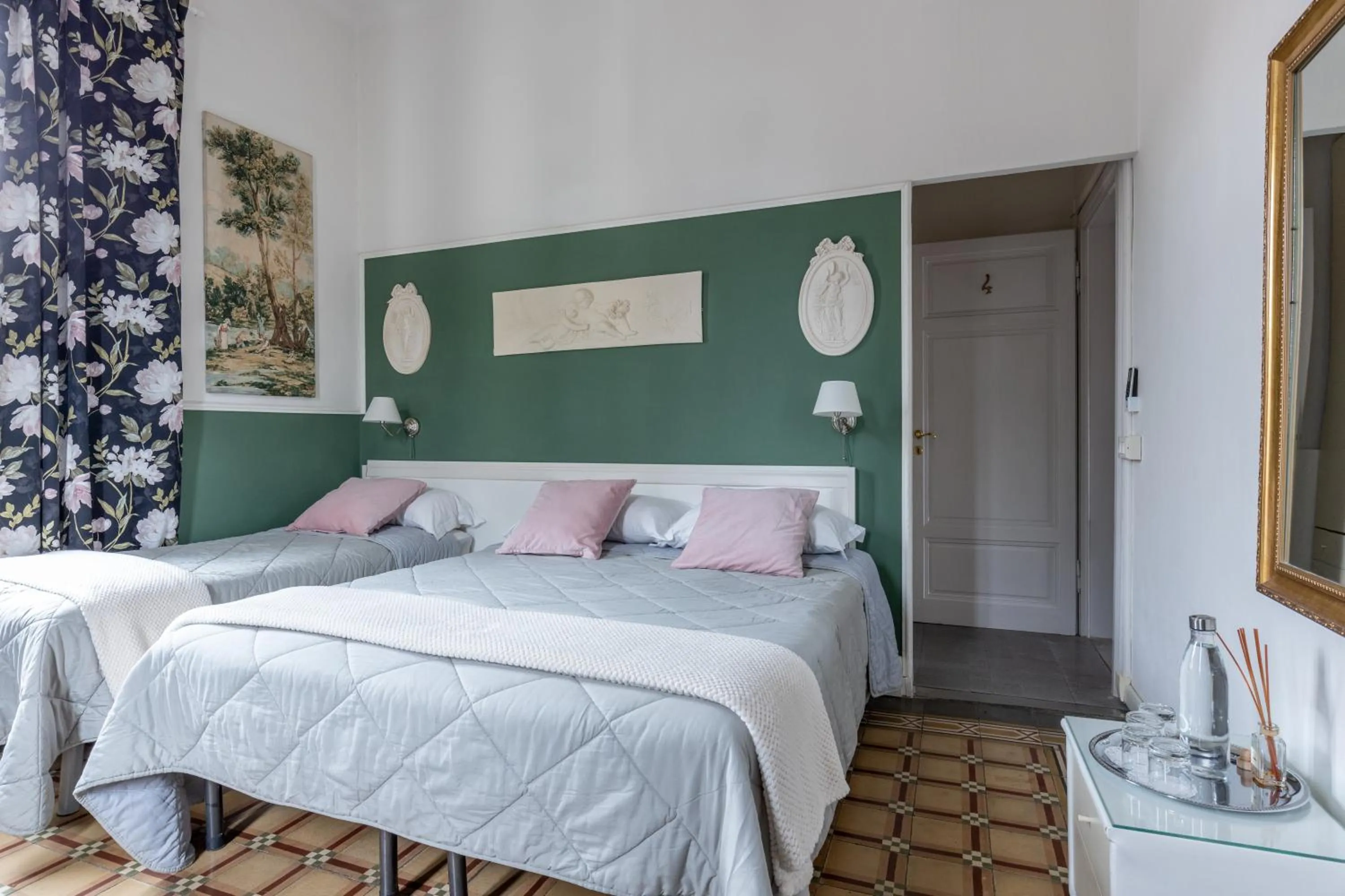 View (from property/room), Bed in Villa San Donato B&B