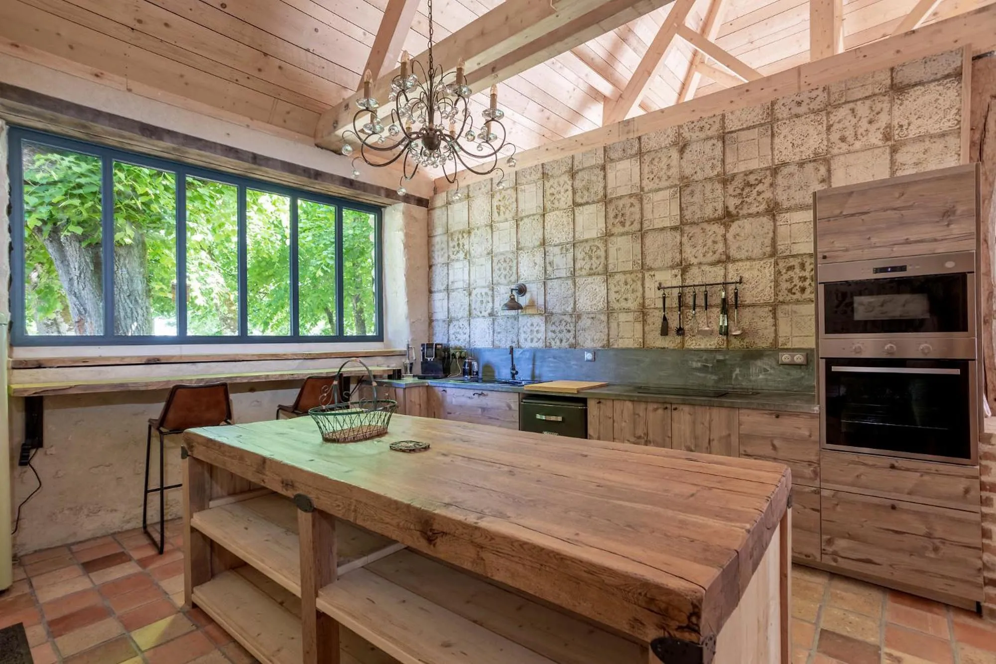 kitchen in Manoir de la Mazeraie lodge de luxe Loire Valley
