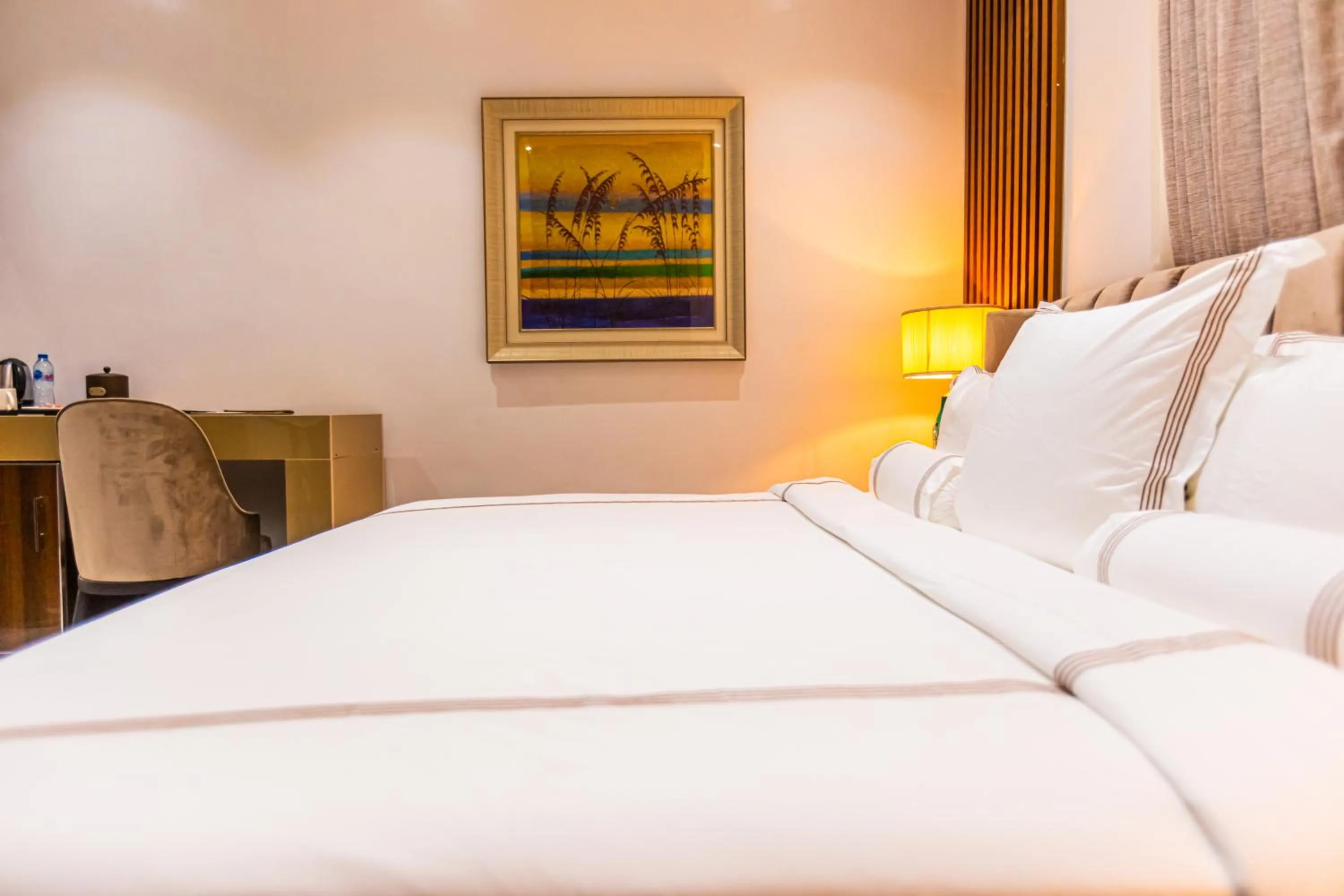 Bed in Isglo Hotels Ikoyi