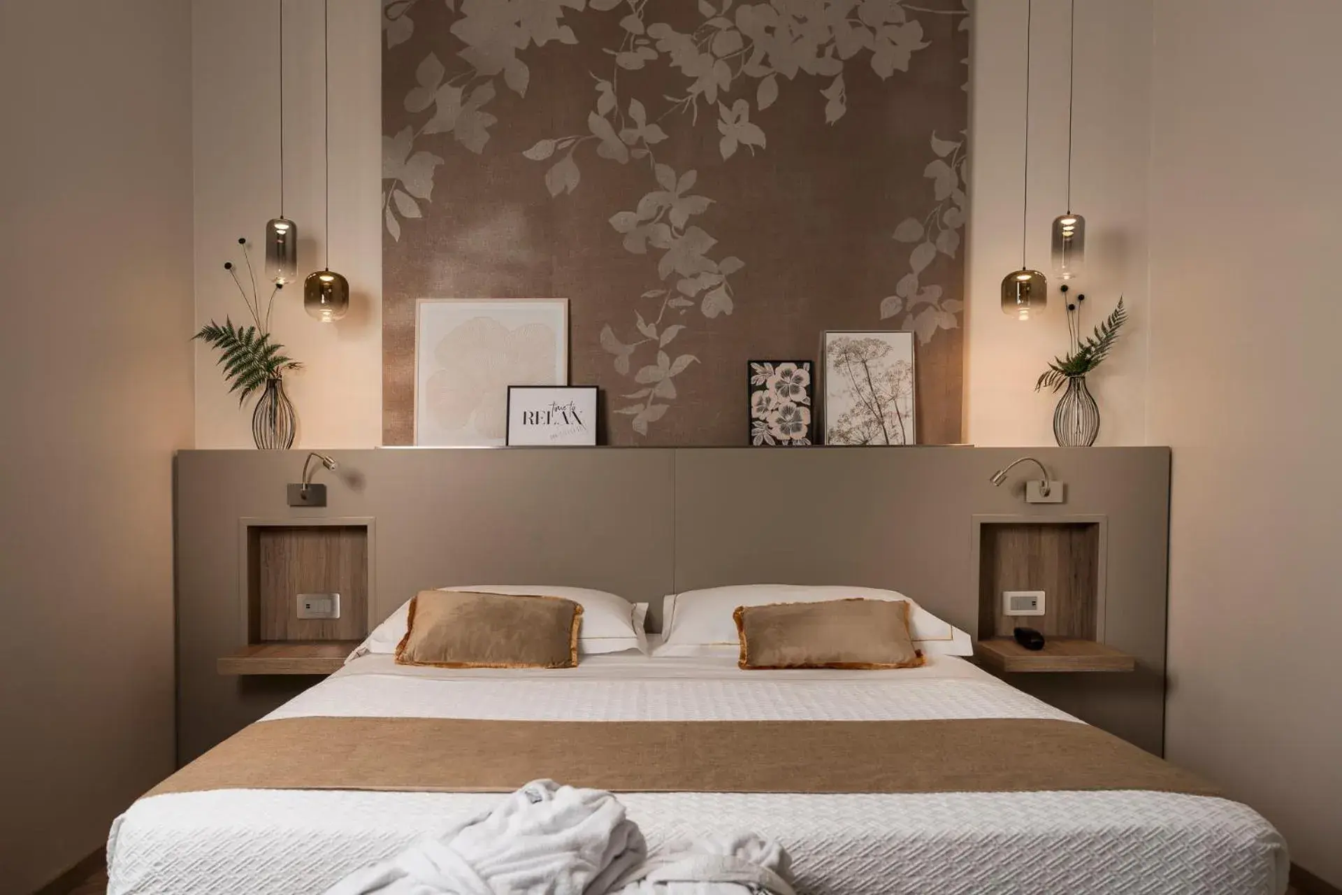 Bed in Hotel Helvetia Thermal SPA 4s Bed in Hotel Helvetia Thermal SPA 4s