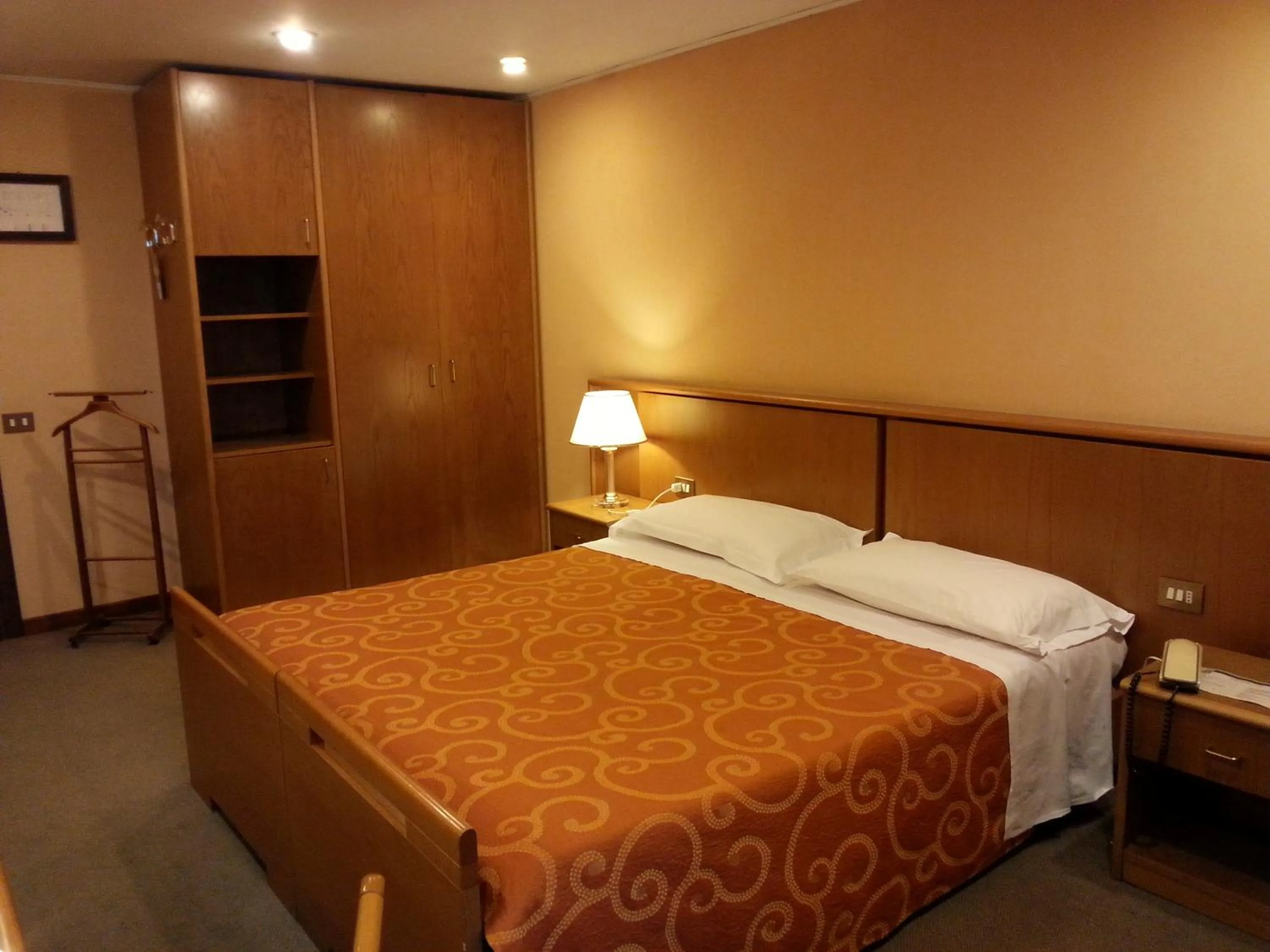 Photo of the whole room, Bed in Residenze Garden