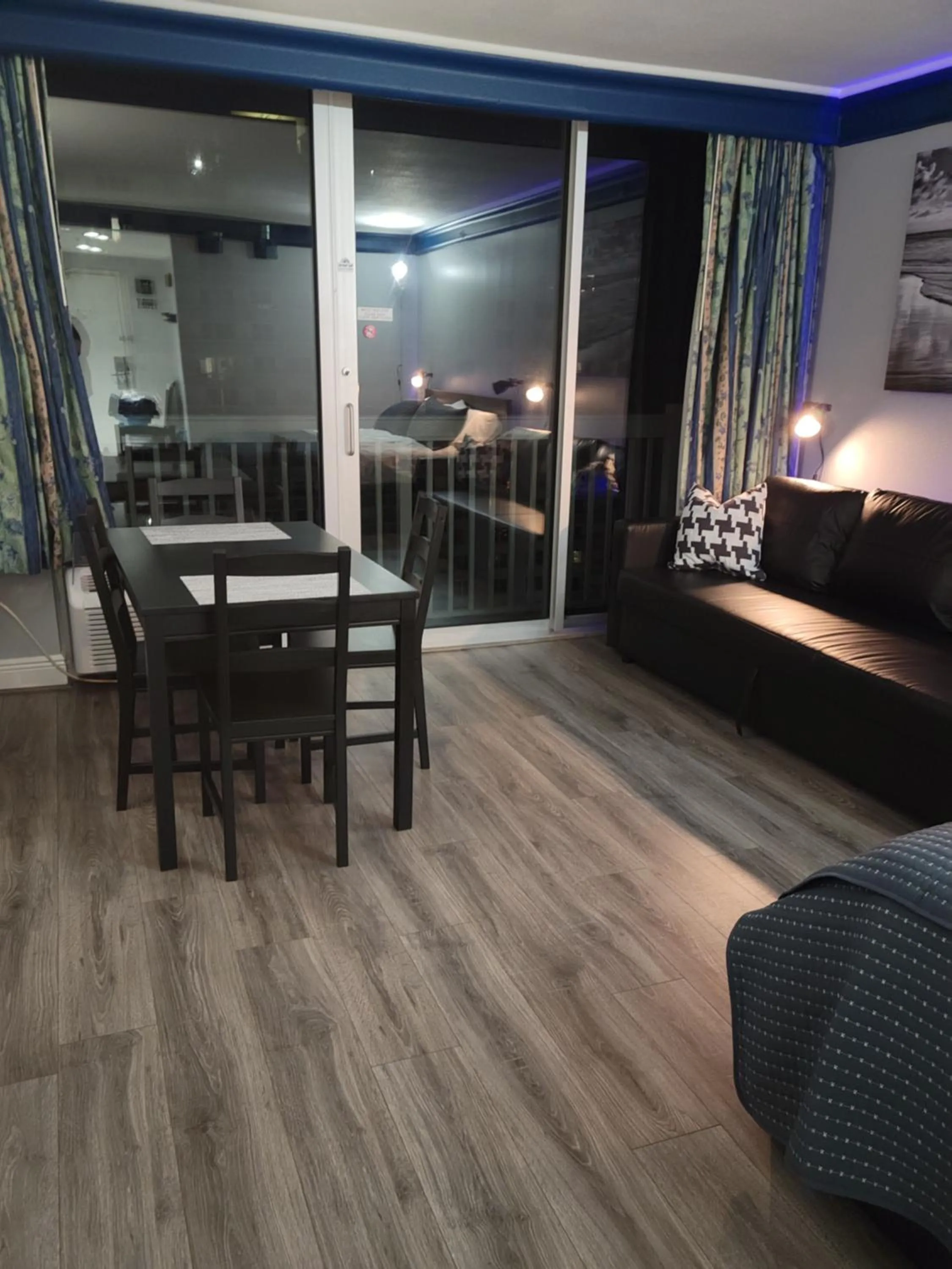 Seating area in Daytona Beach Resort #1219