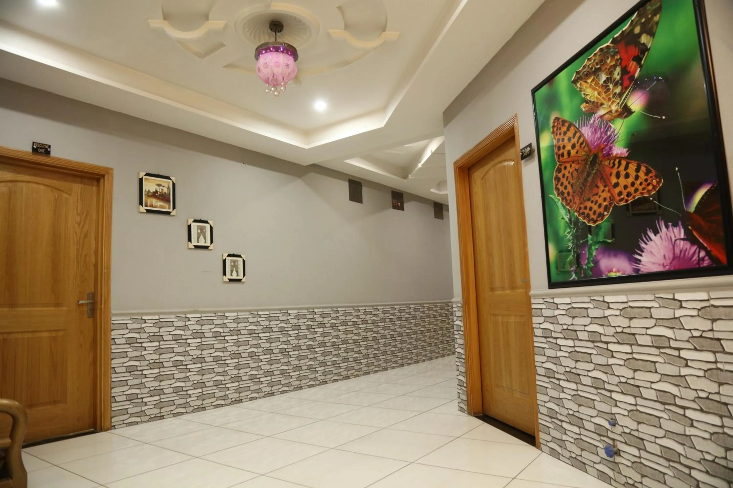 Lobby or reception in Hotel Executive One