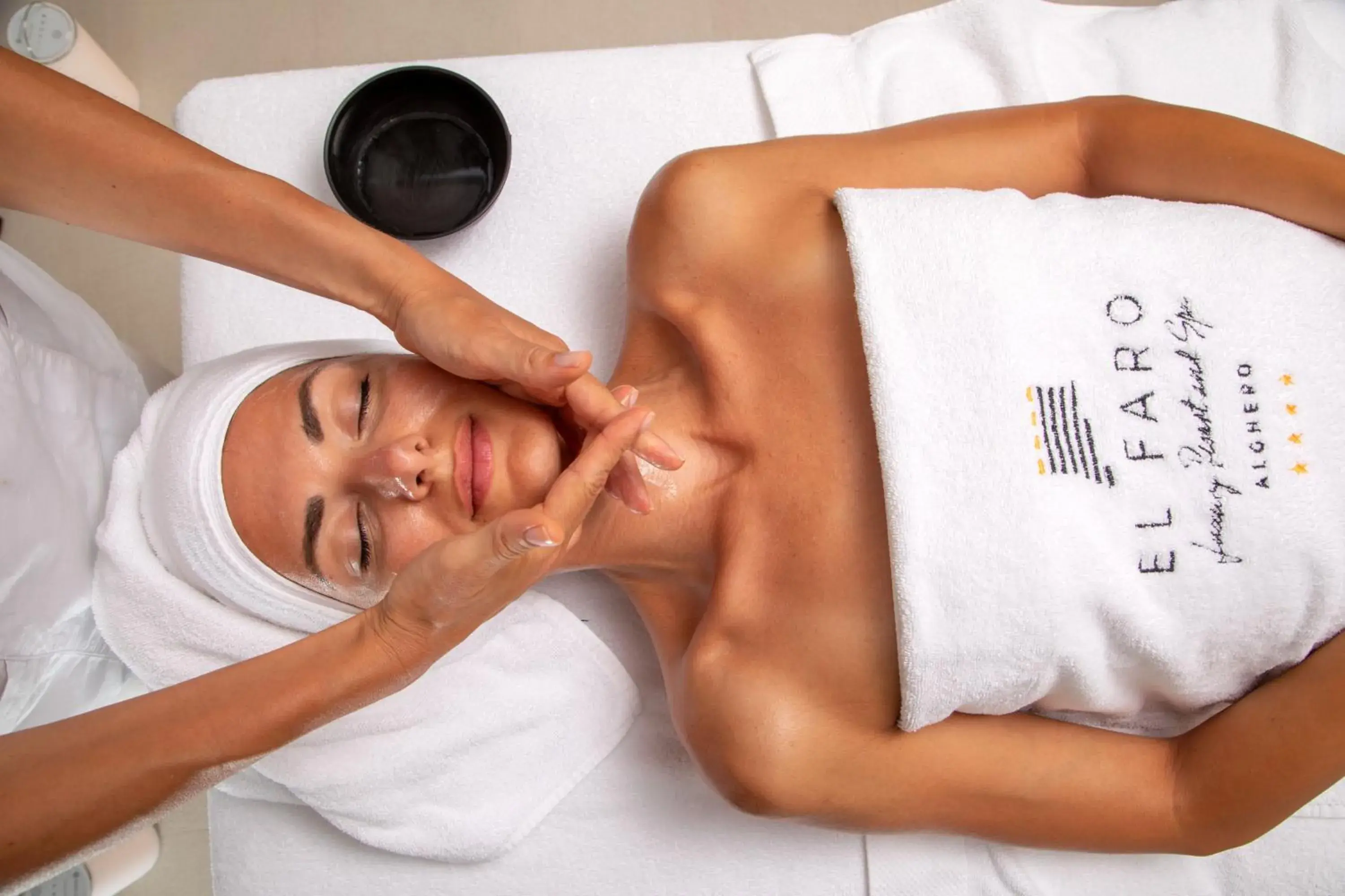 Spa and wellness centre/facilities in El Faro Hotel & Spa Spa and wellness centre/facilities in El Faro Hotel & Spa