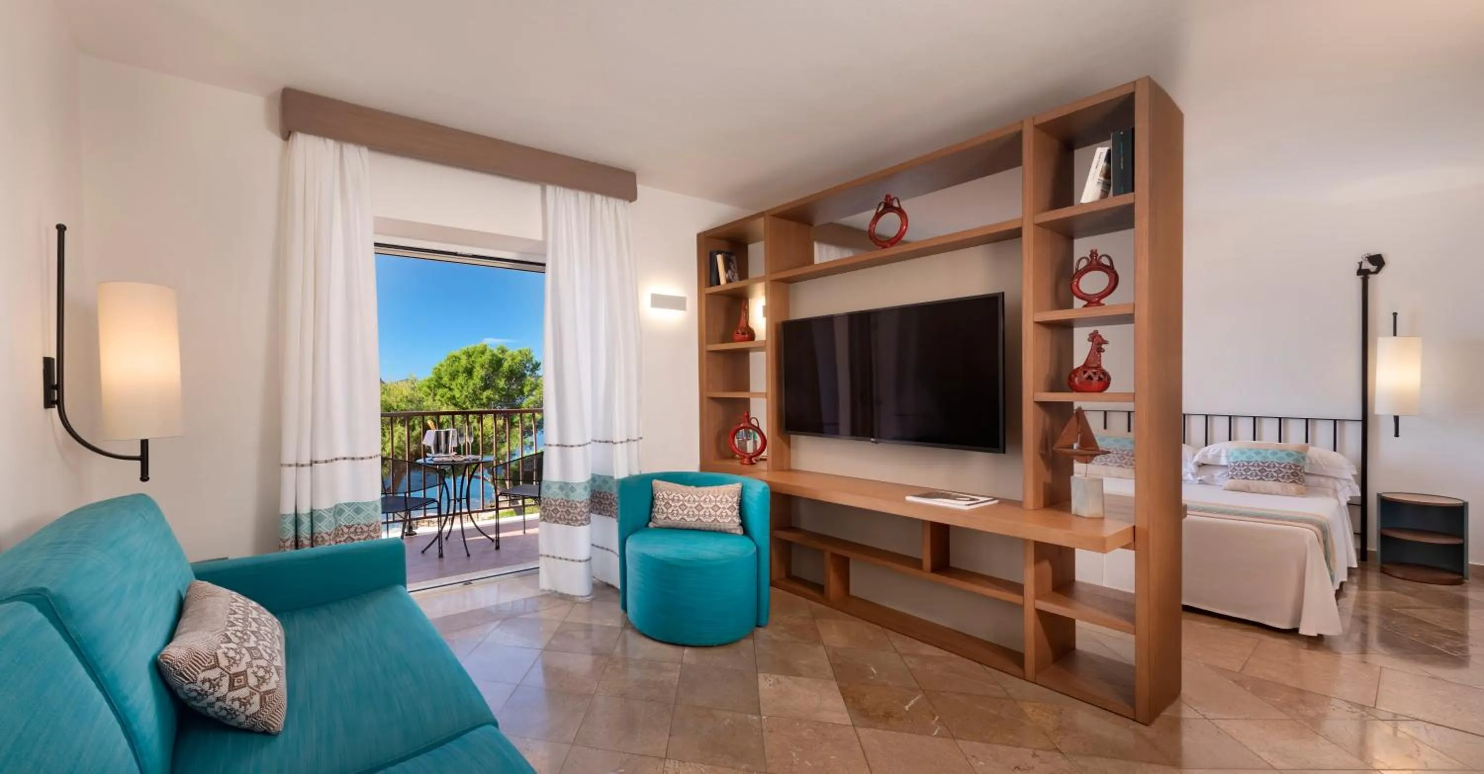 Bedroom, Bed in El Faro Hotel & Spa