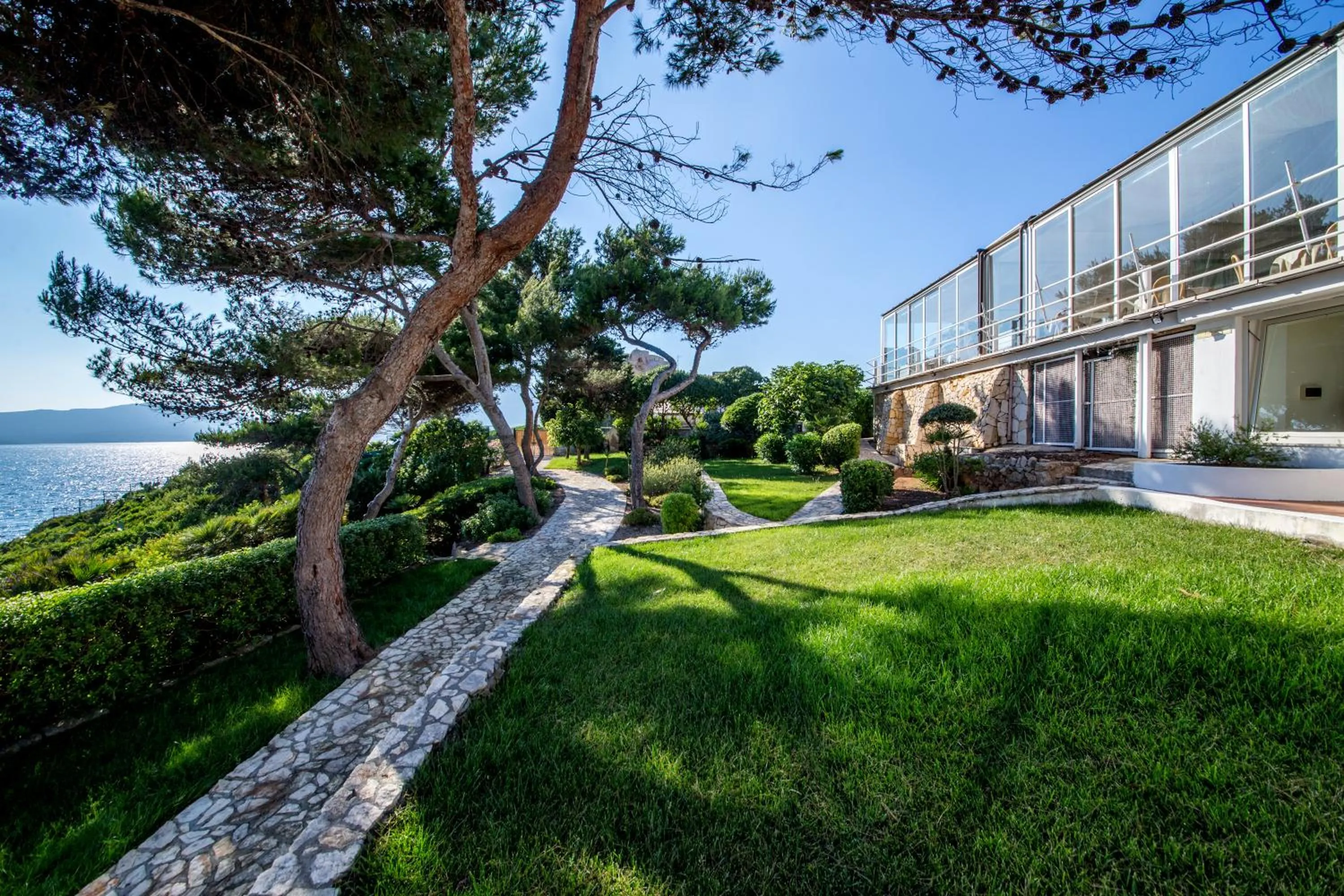 Garden in El Faro Hotel & Spa