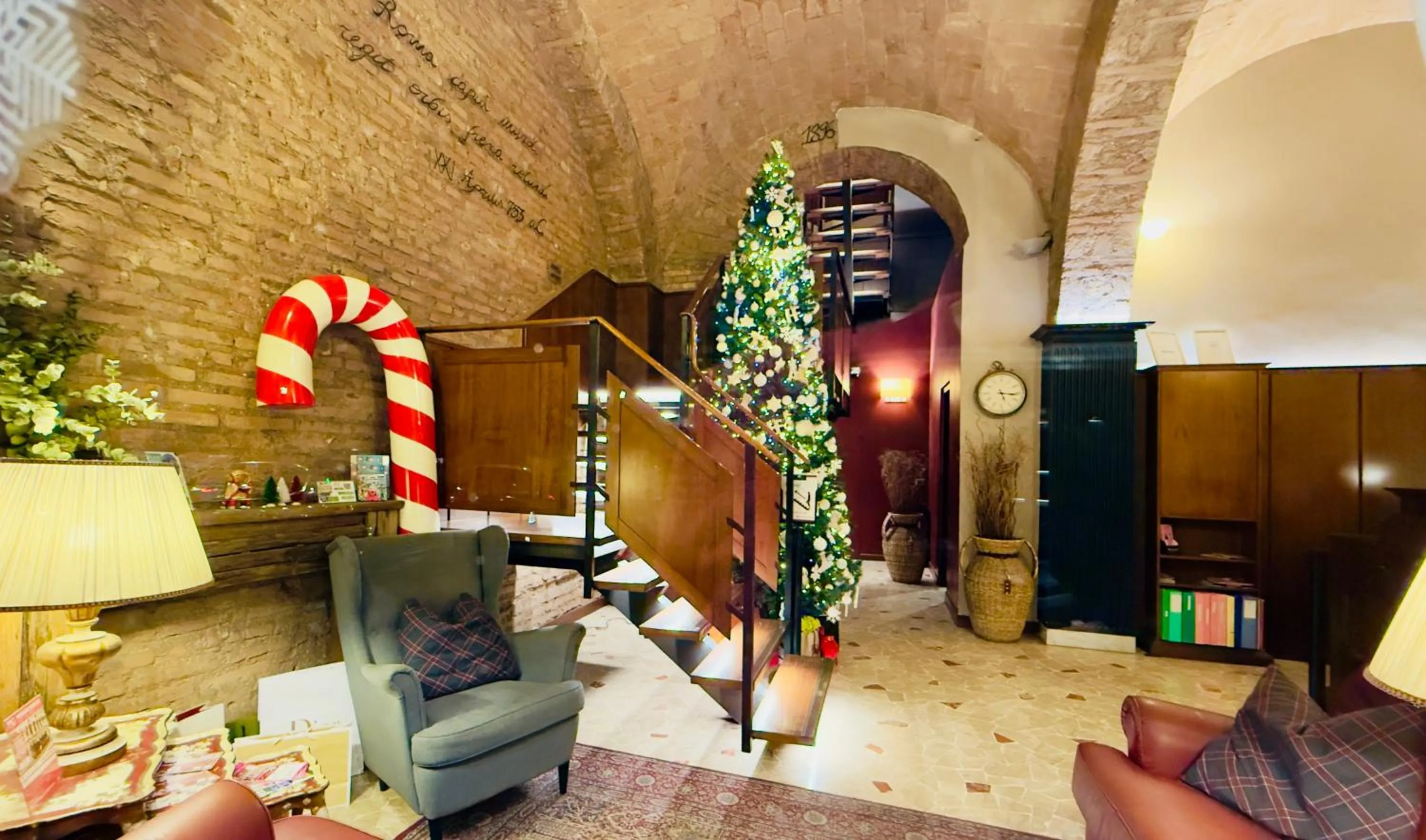 Seating area in Hotel Felice