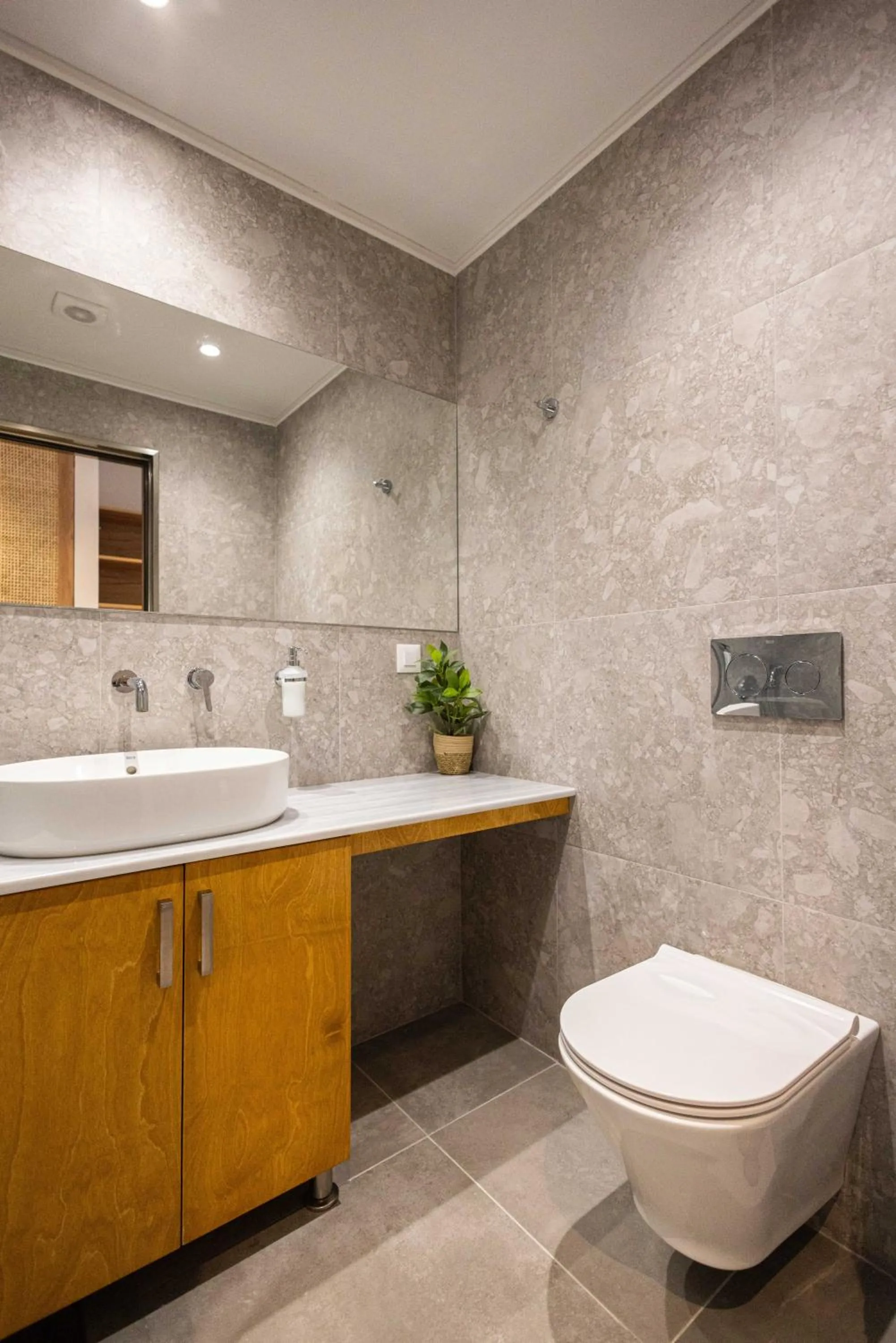 Toilet in Sunbeam