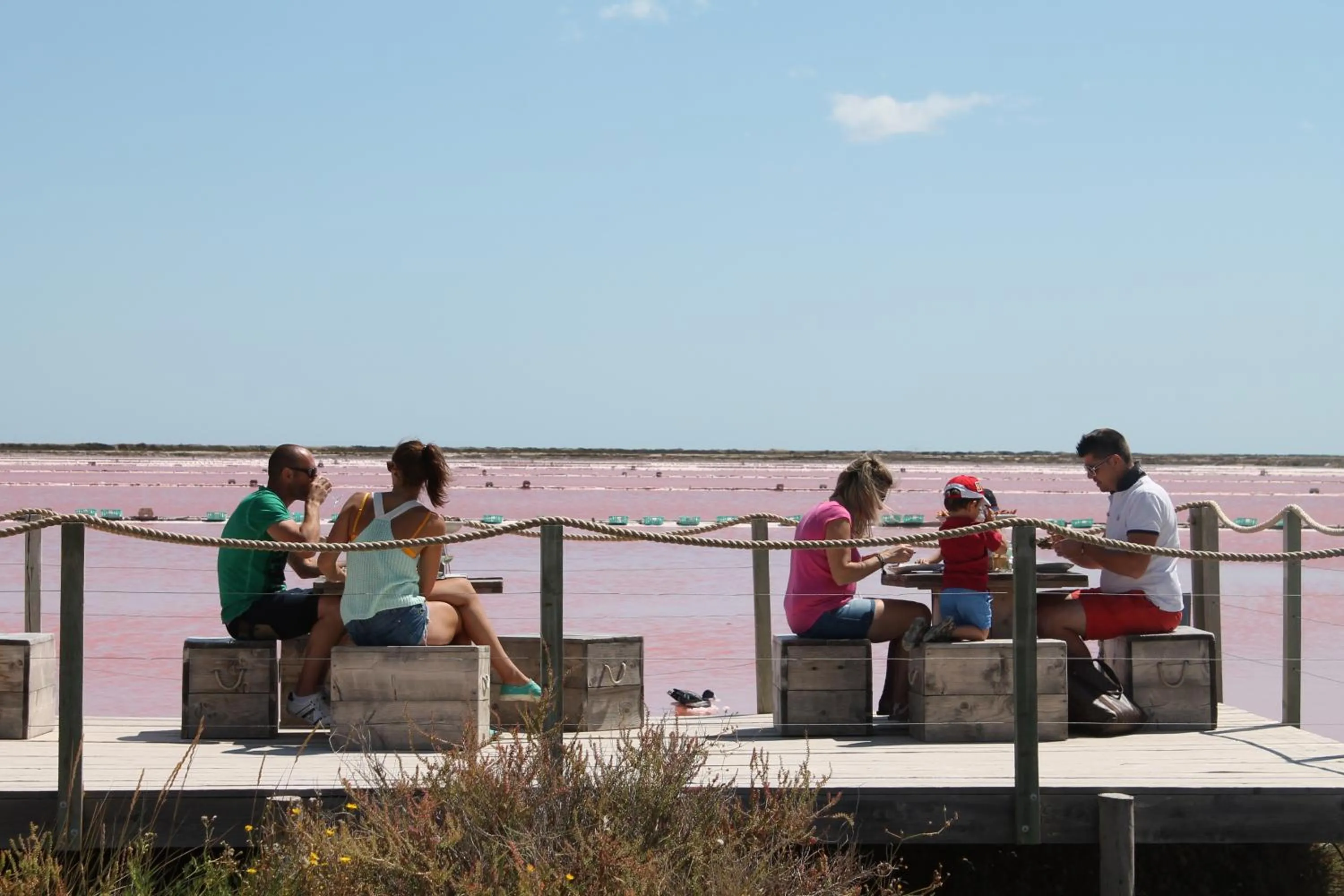 Area and facilities in La Souqueto