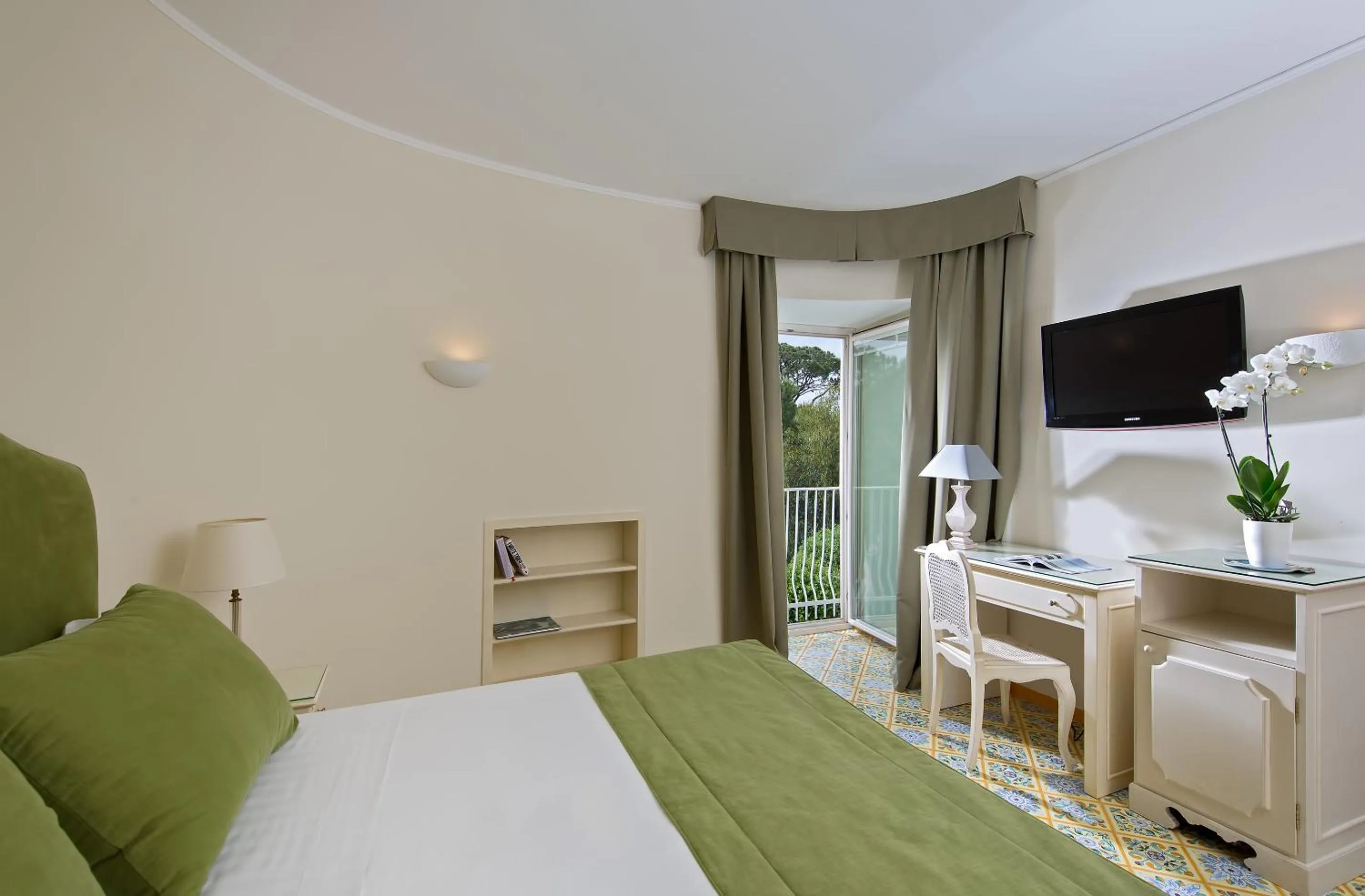 Shower in Punta Molino Beach Resort & Thermal Spa