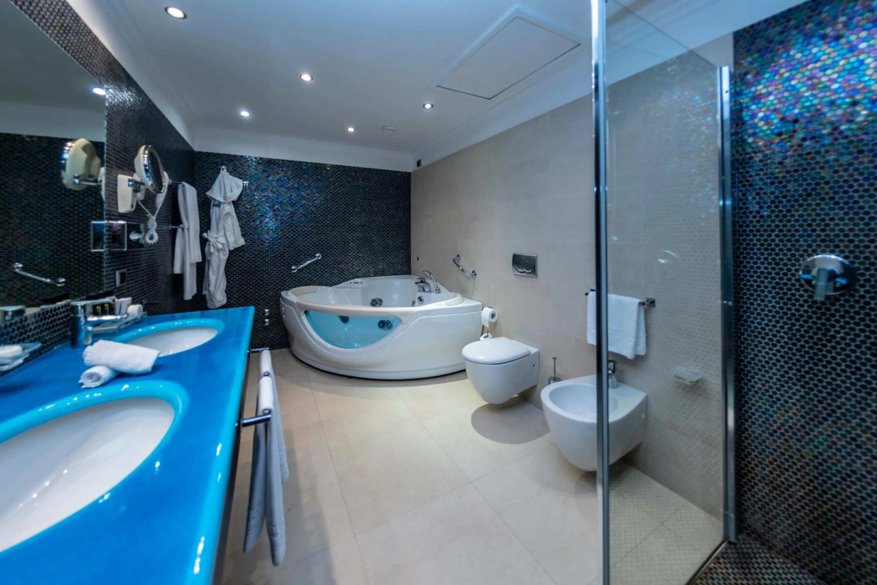 Bathroom in Punta Molino Beach Resort & Thermal Spa