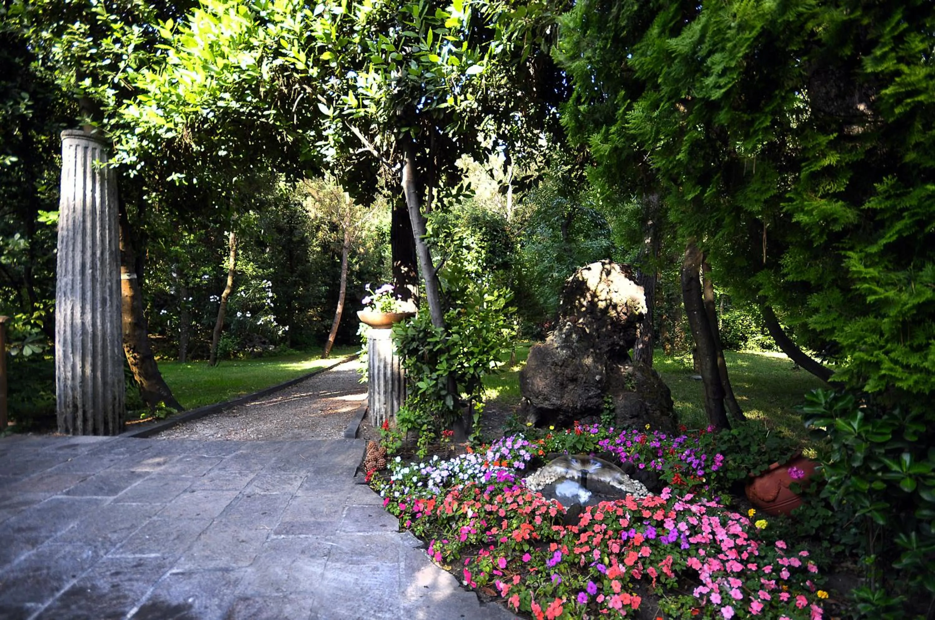Garden in Punta Molino Beach Resort & Thermal Spa
