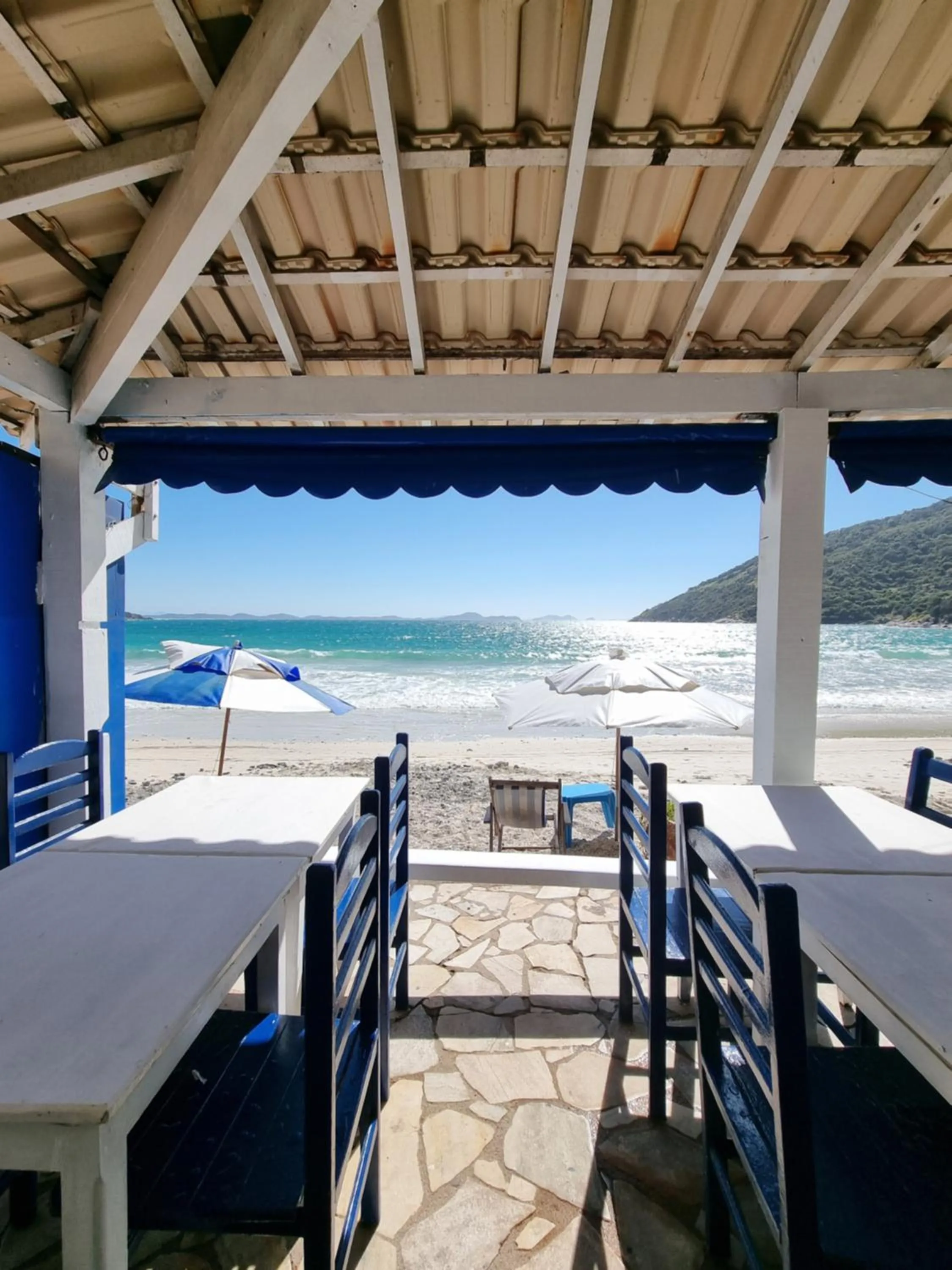 Restaurant/places to eat in Pousada Seven