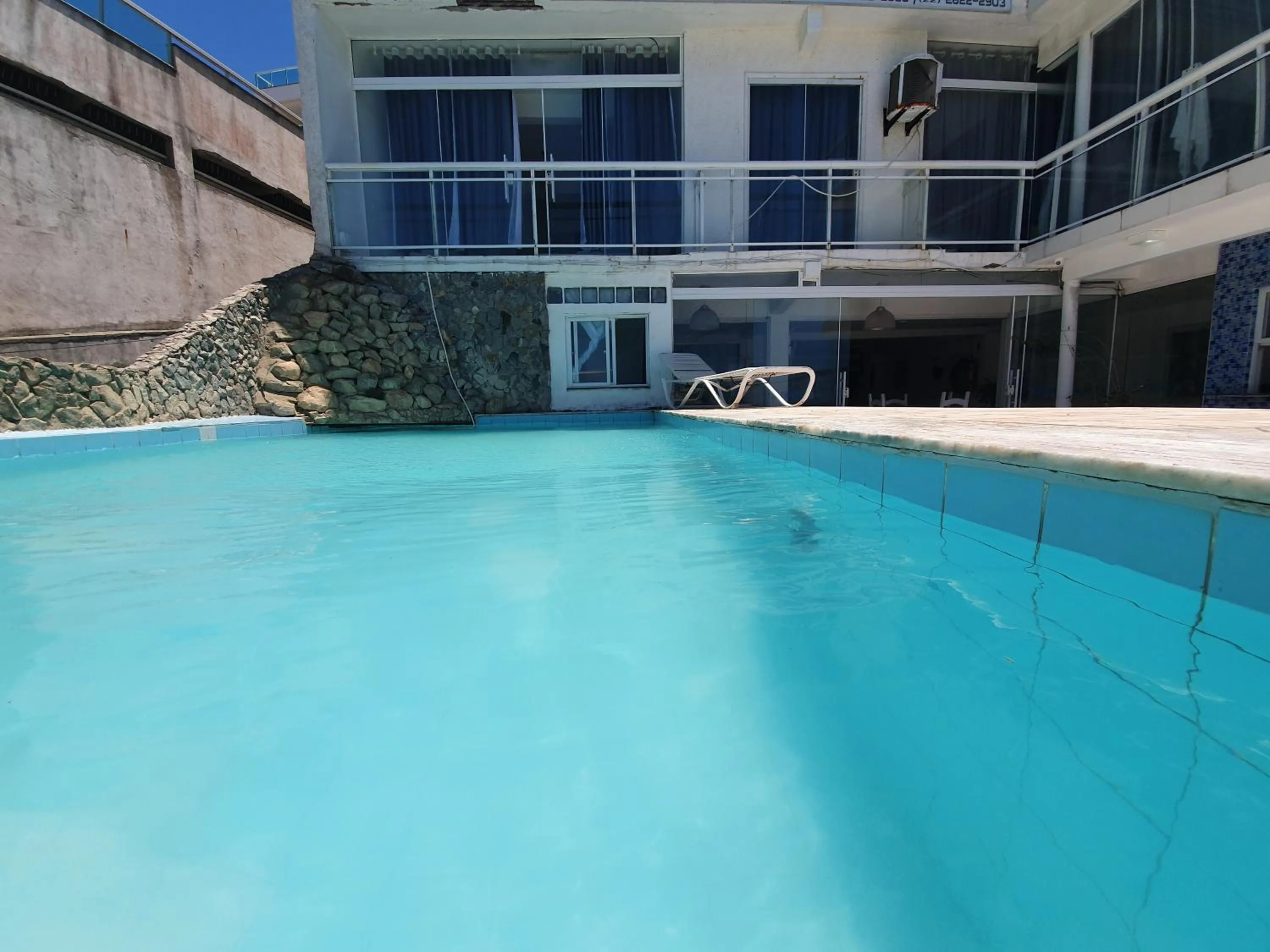 Swimming pool in Pousada Seven